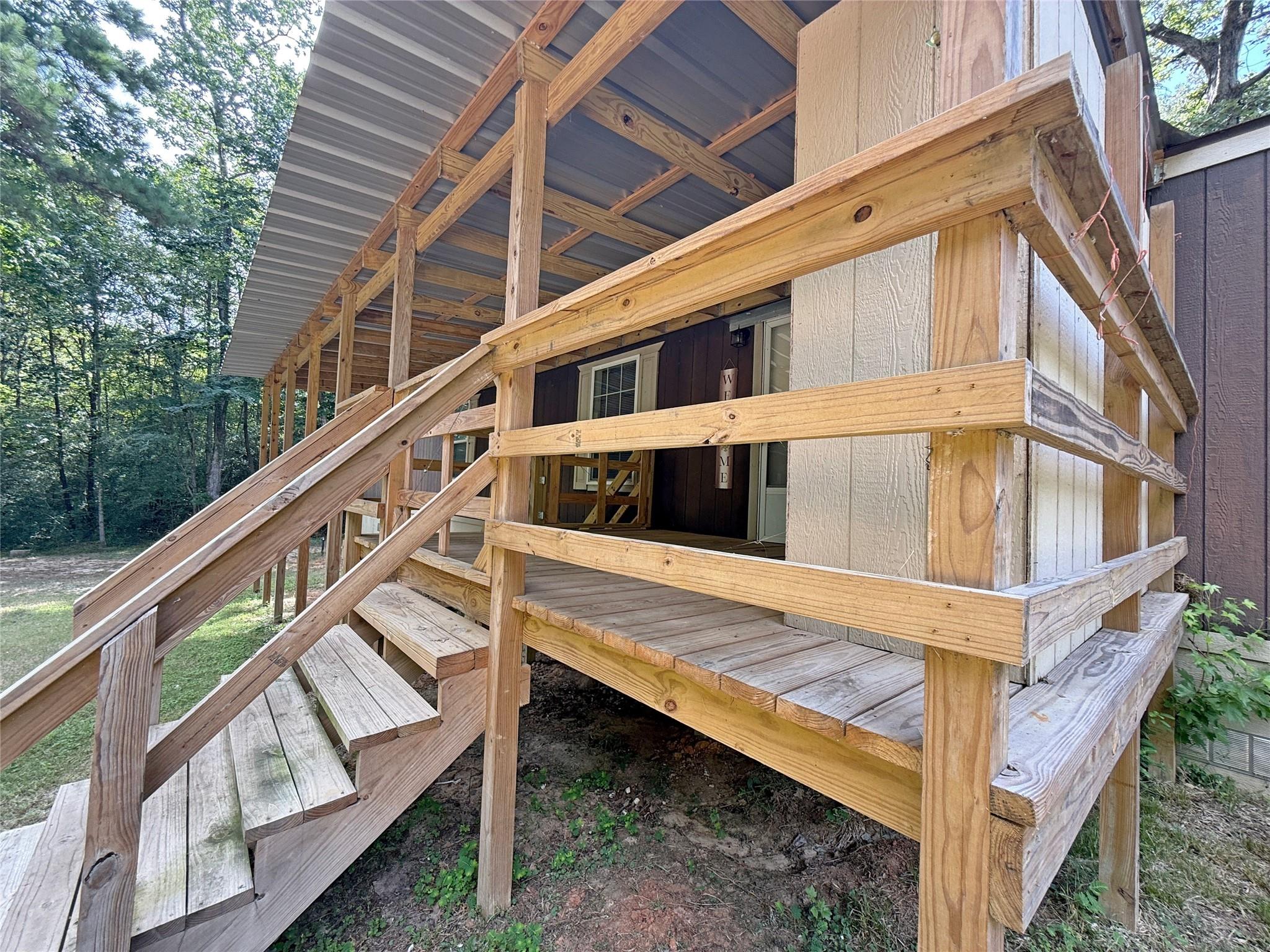 291 Leaning Oak Drive Property Photo 45
