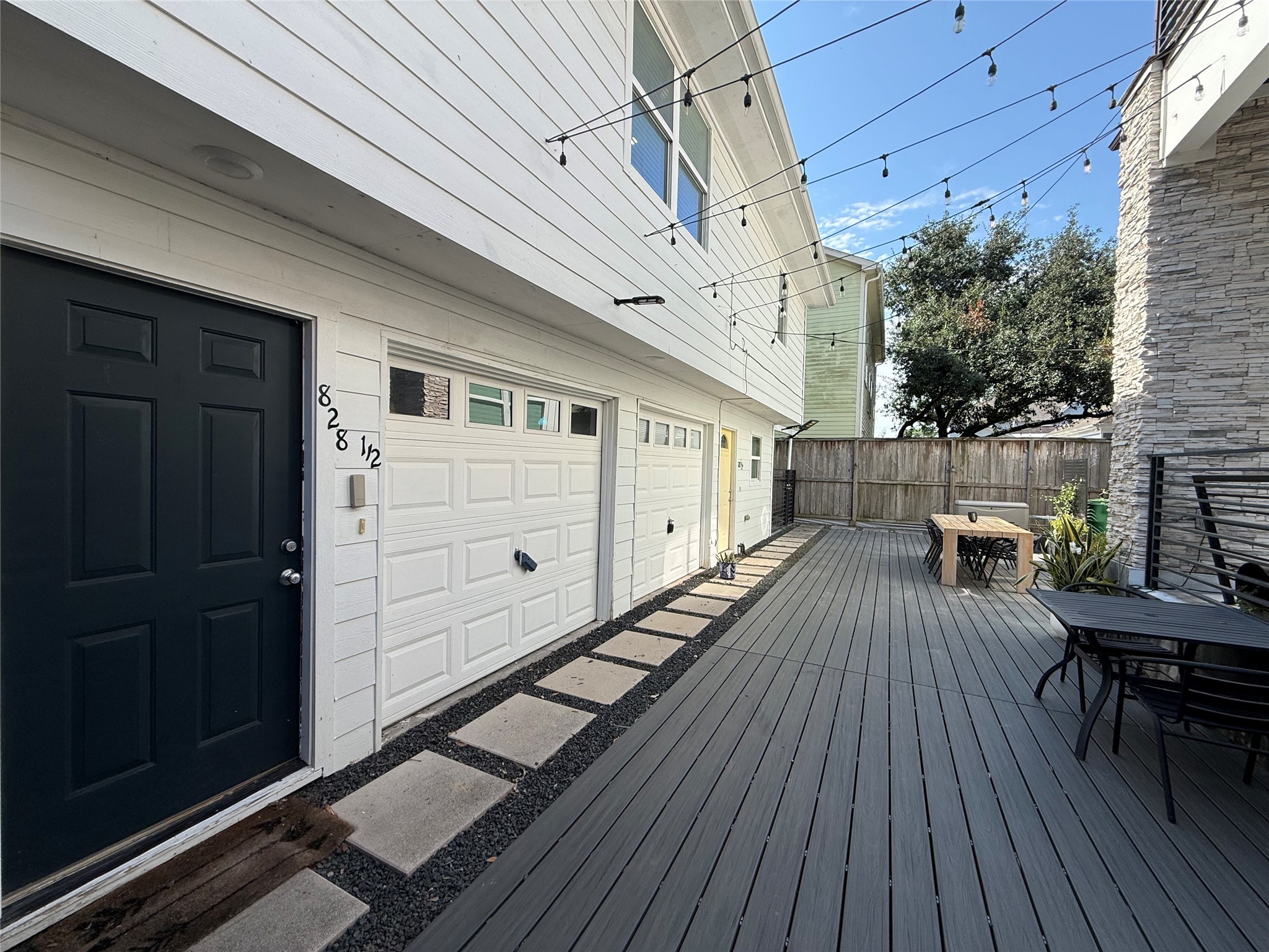828 1/2 Allston Street Property Photo 2