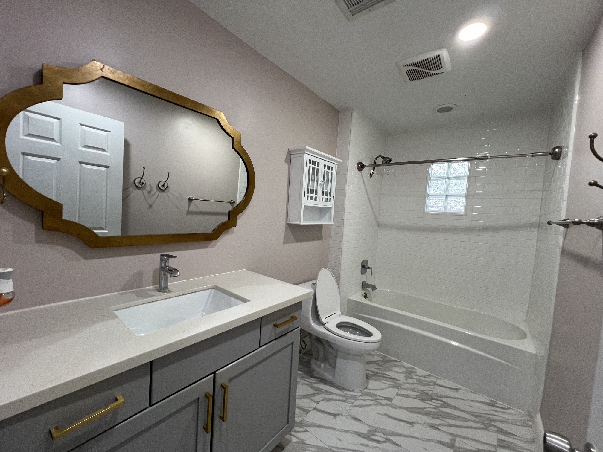 828 1/2 Allston Street Property Photo 4