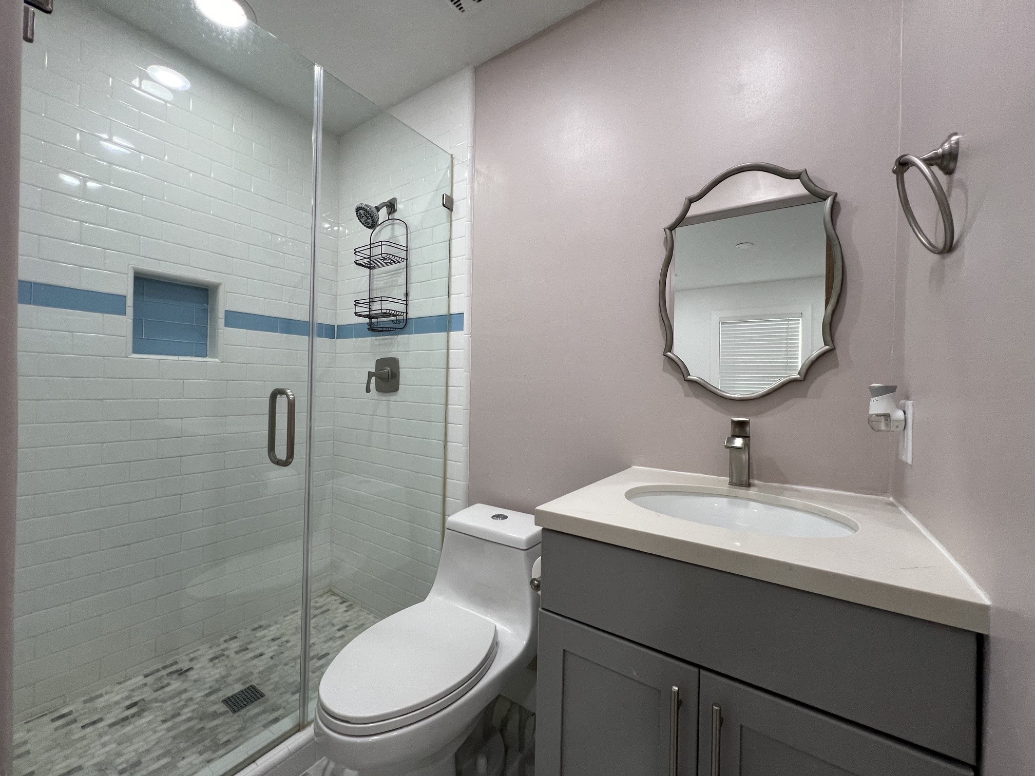 828 1/2 Allston Street Property Photo 9