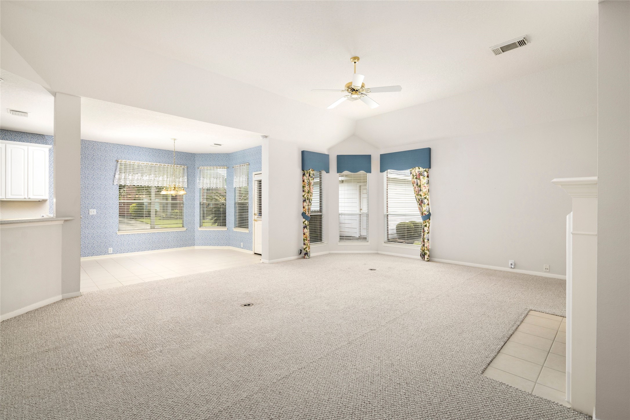 19311 Red Canyon Lane Property Photo 8