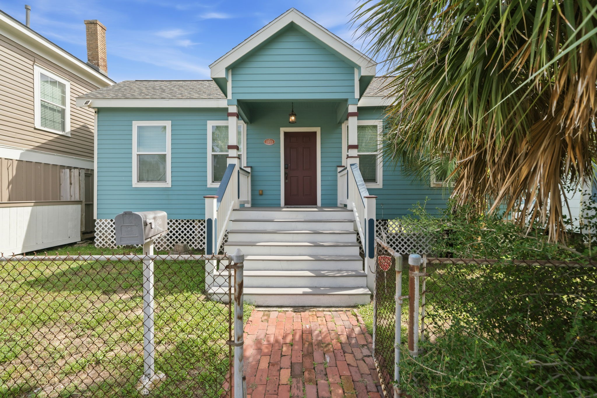 1213 Avenue M 1/2 Property Photo 5