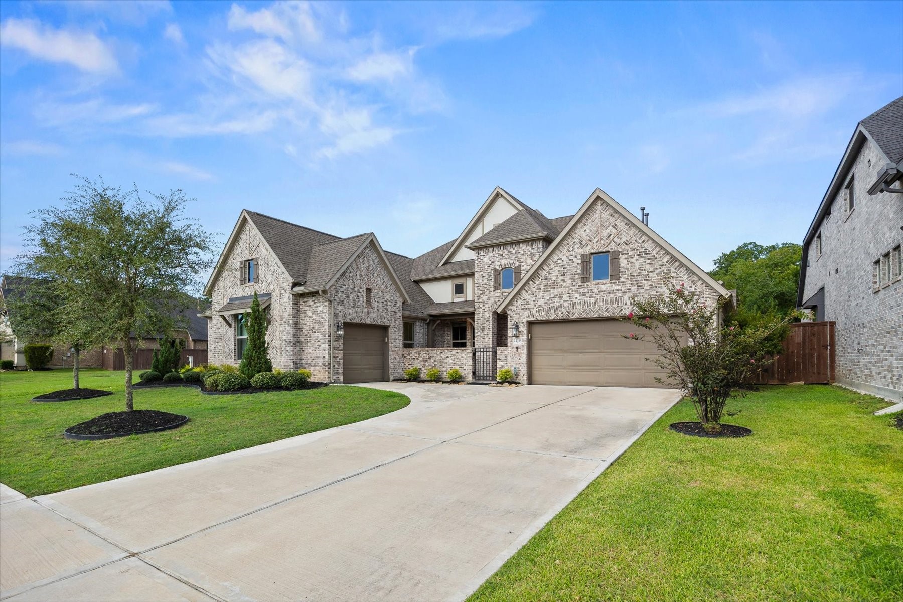 1219 Mcmurtry Ridge Drive Property Photo 3