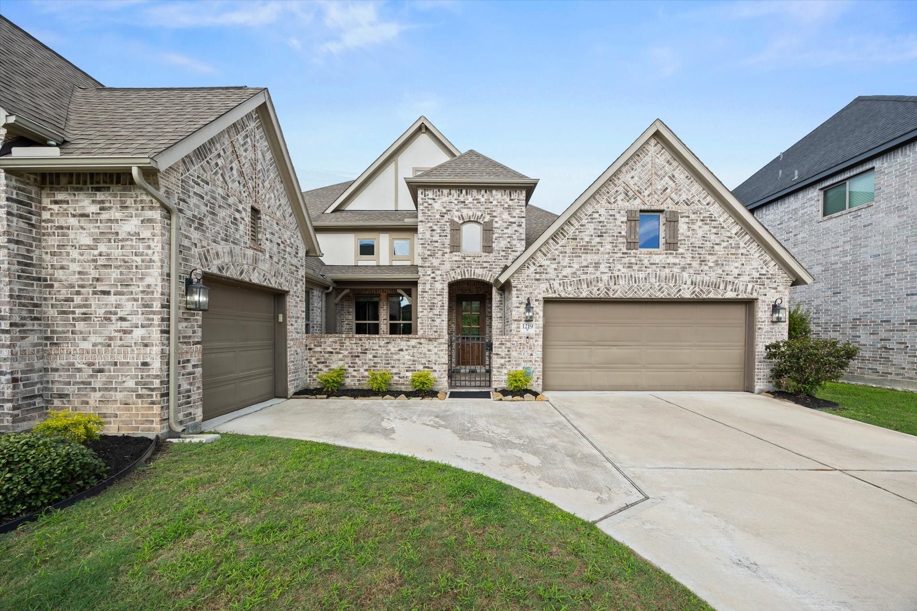 1219 Mcmurtry Ridge Drive Property Photo 5