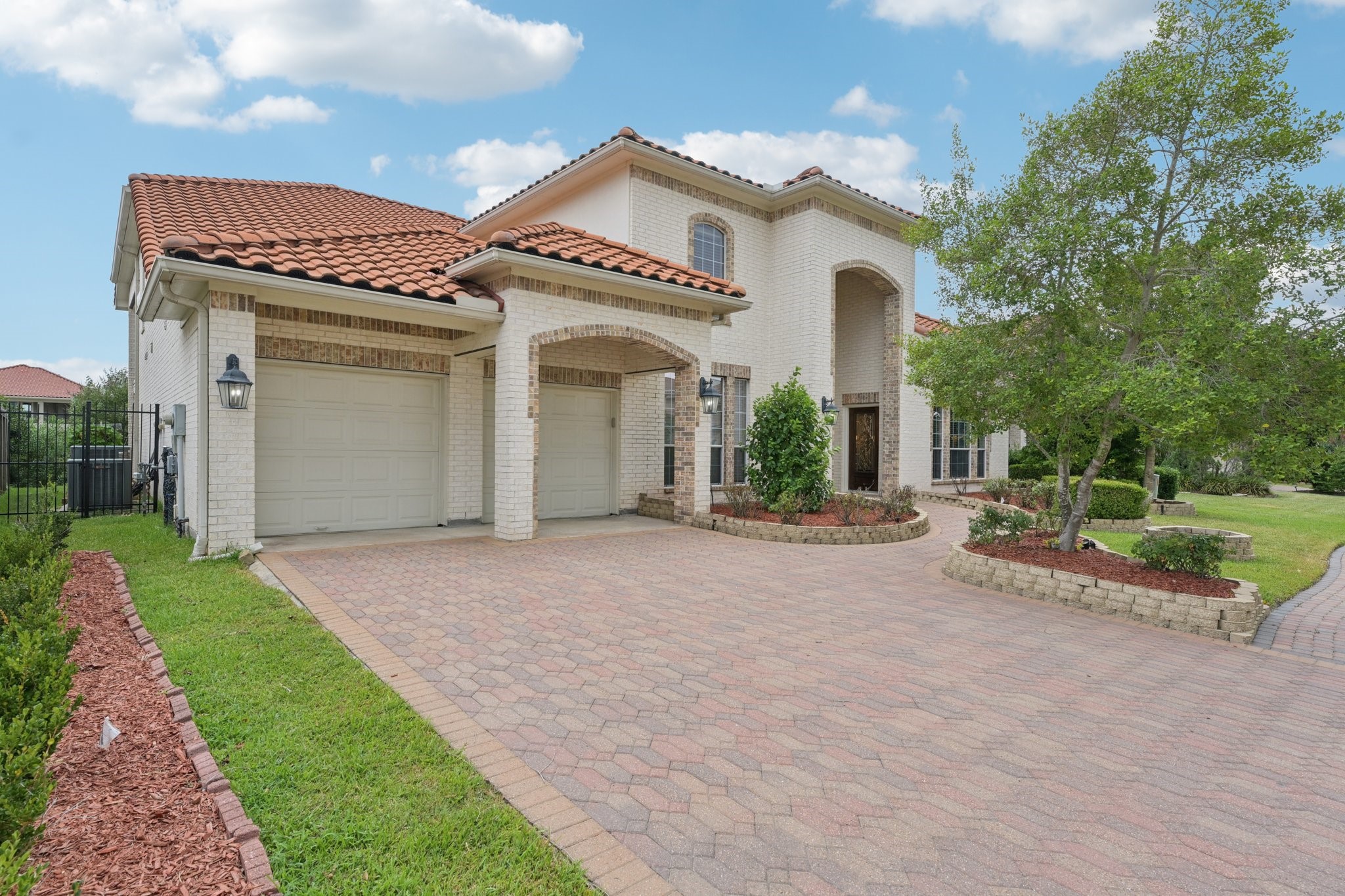 18927 Camillo Court Property Photo 3