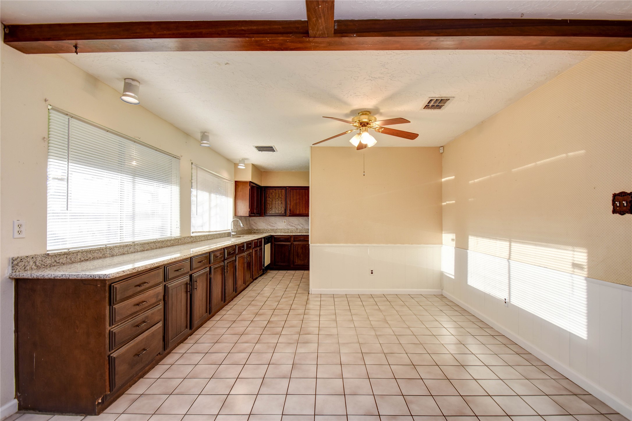 9510 Huntington Way Drive Property Photo 11
