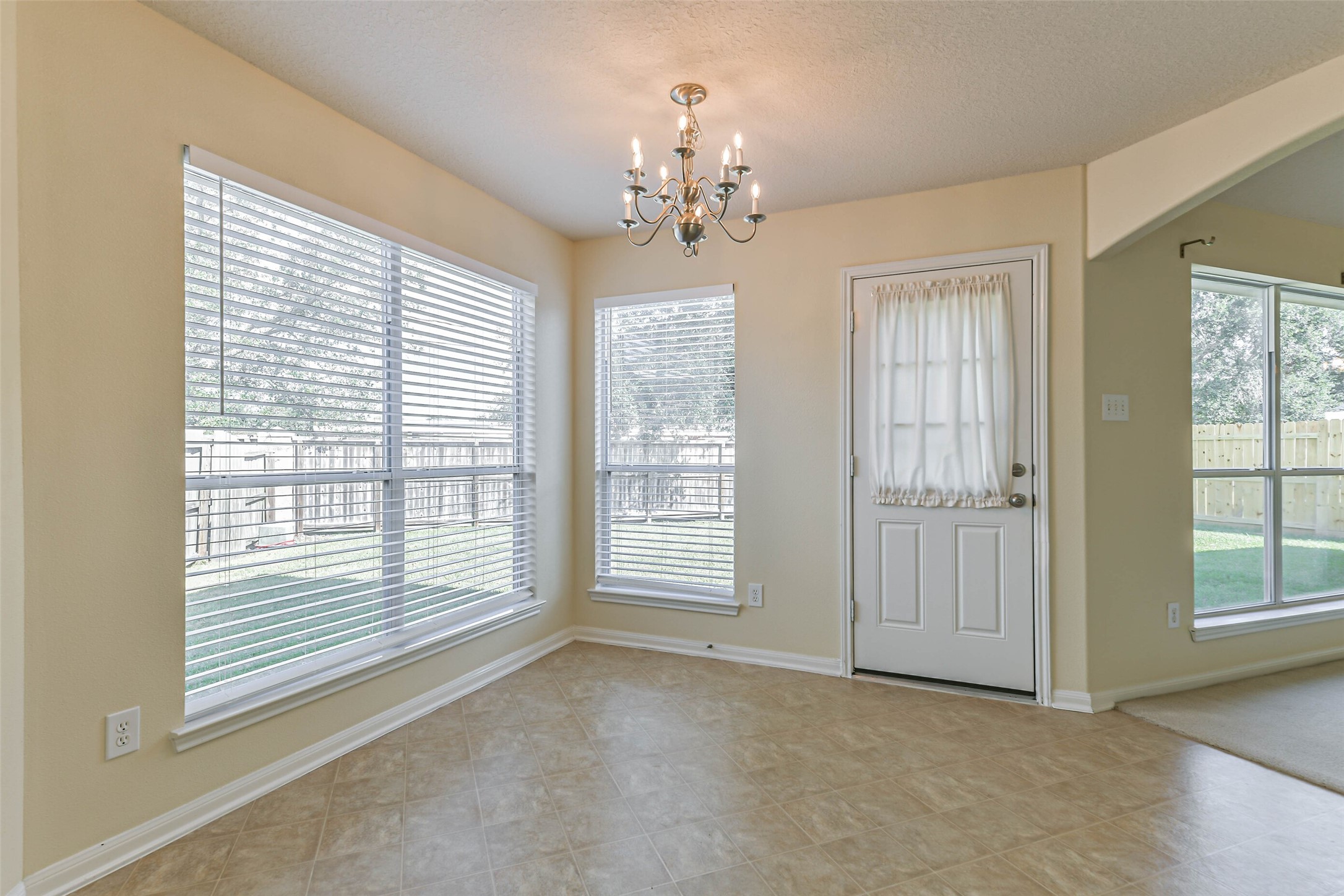 5329 Morgan Oak Drive Property Photo 12