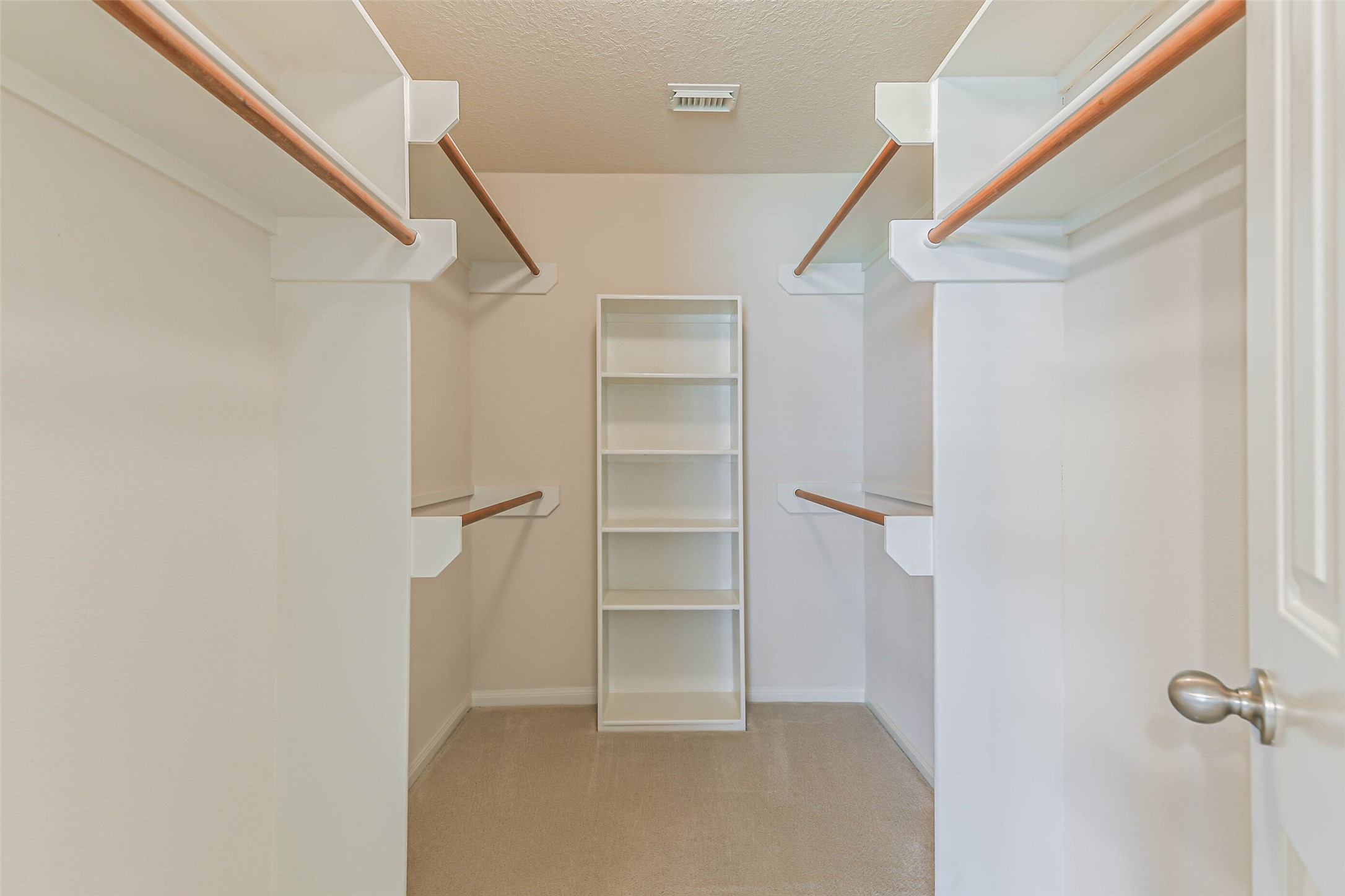 5329 Morgan Oak Drive Property Photo 16