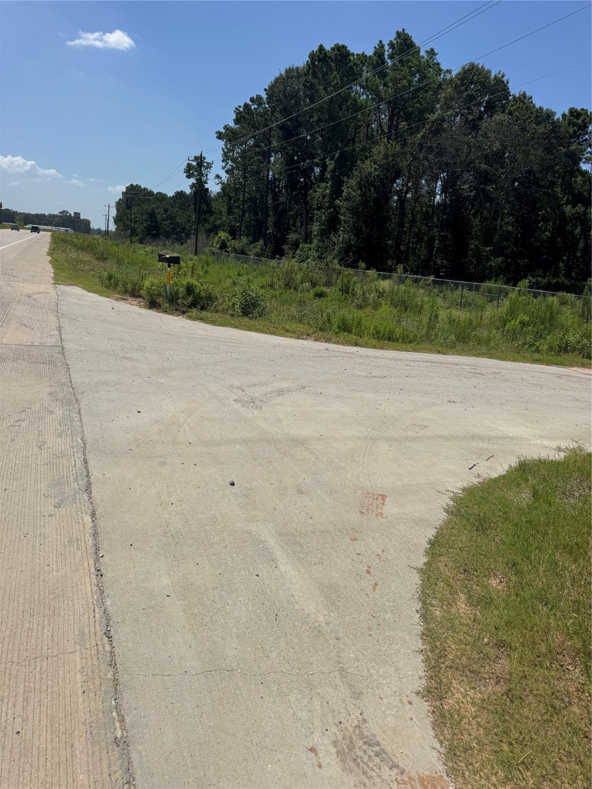 18201 Highway 242 Property Photo 2