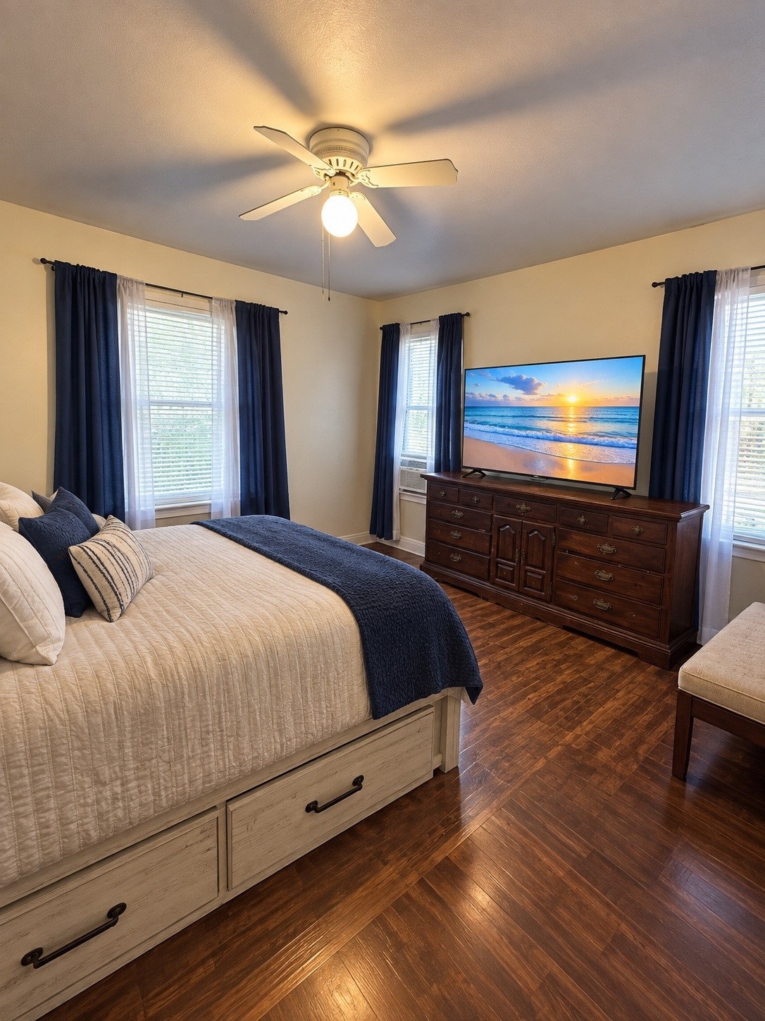 1006 Barnhill Property Photo 5