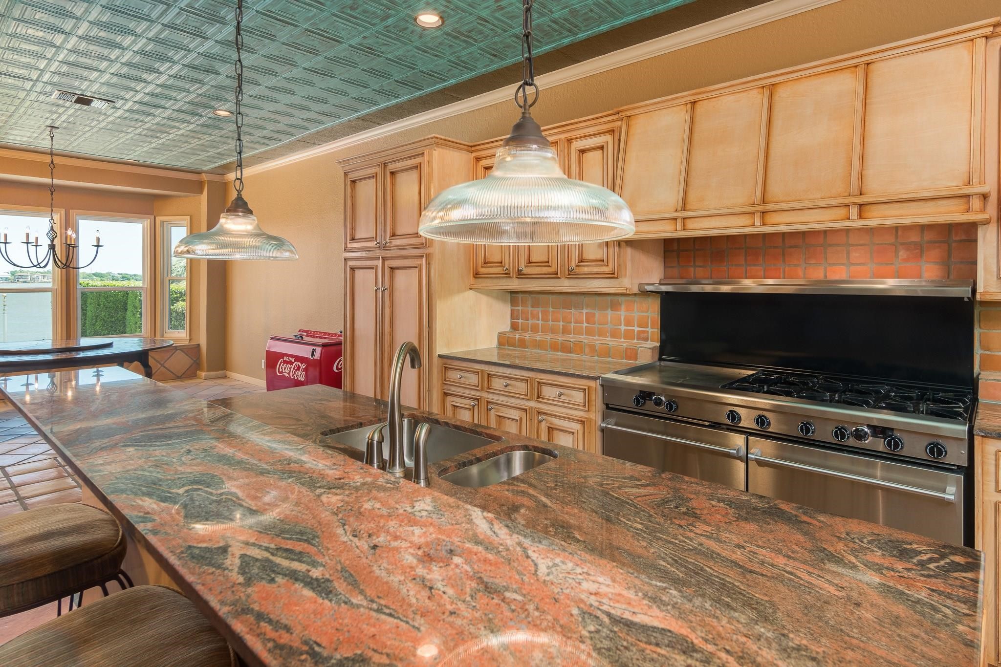 102 Twin Oaks Way Property Photo 11