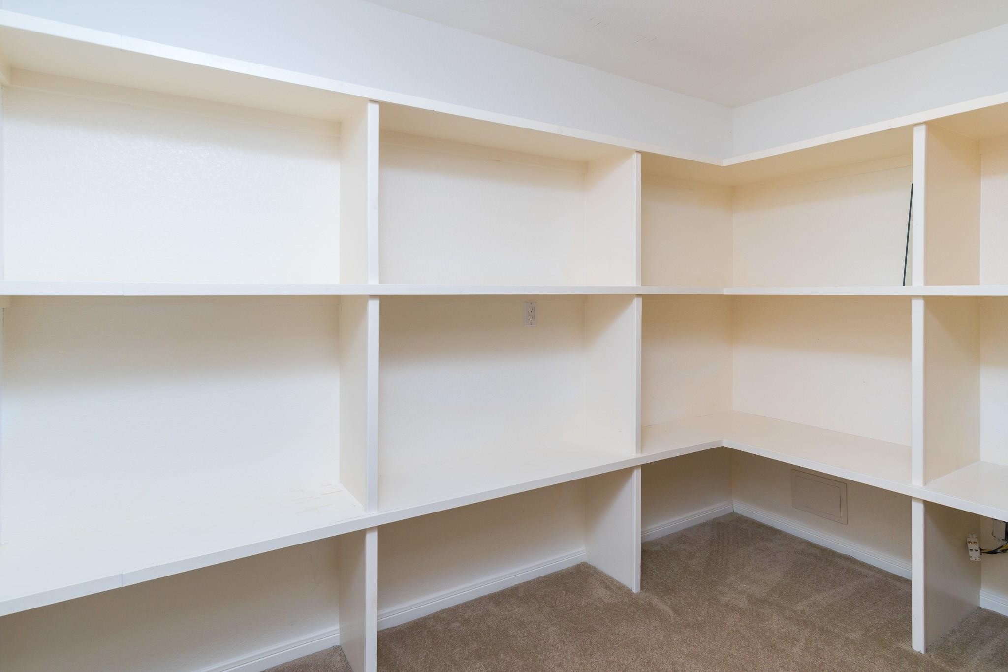 102 Twin Oaks Way Property Photo 31