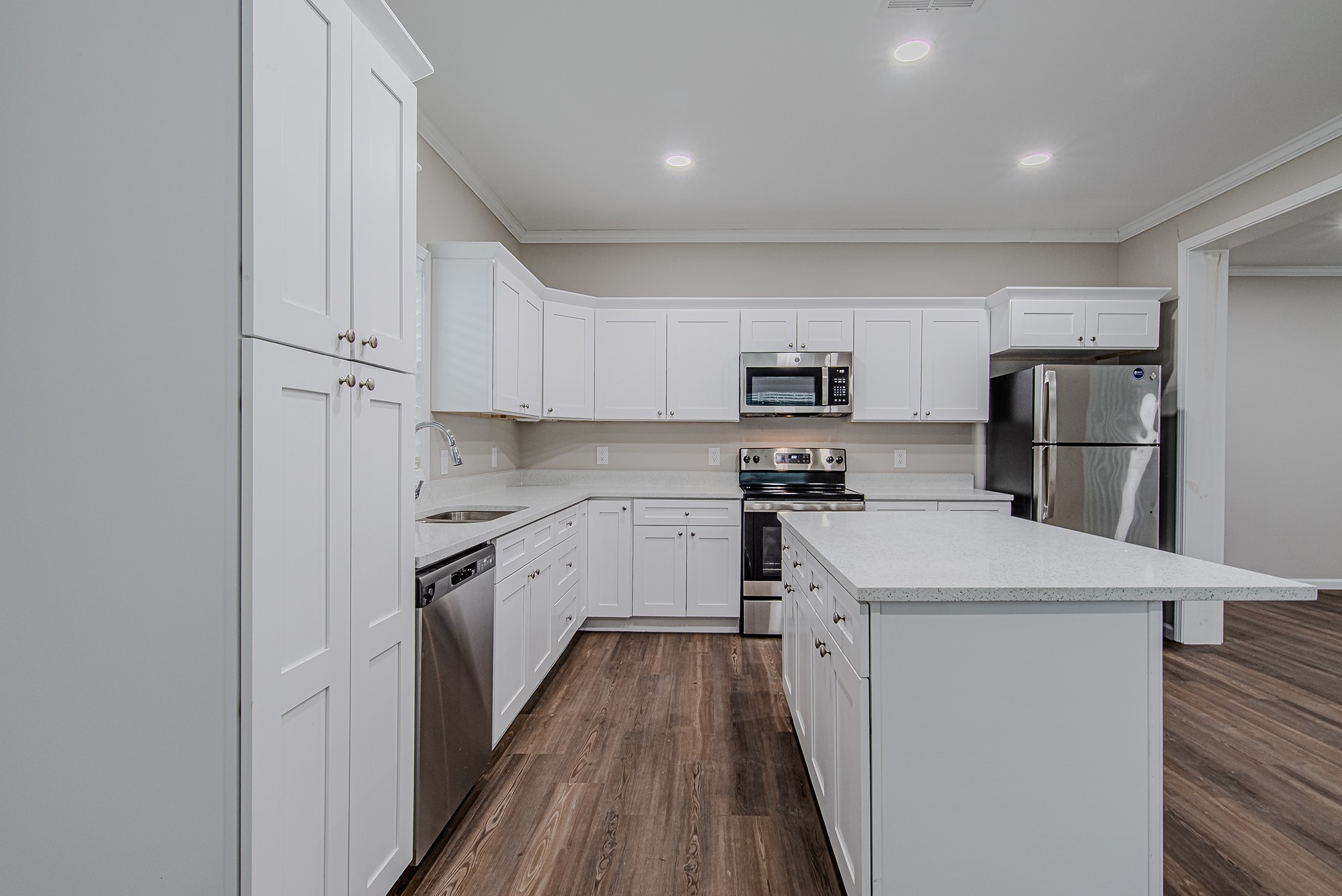 414 Canton Property Photo 8