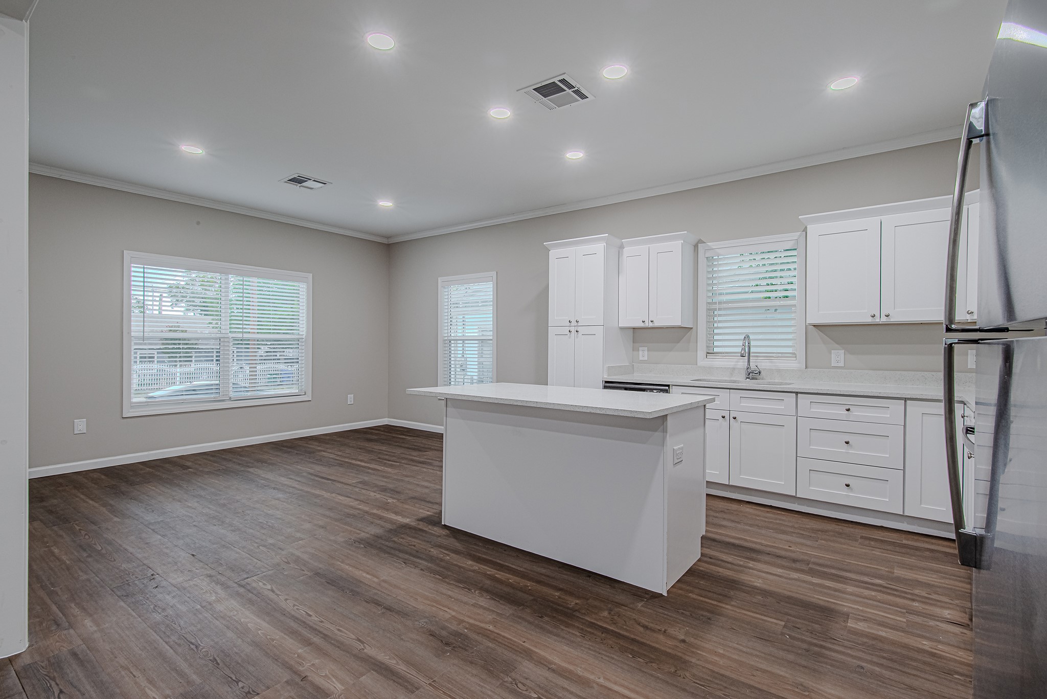 414 Canton Property Photo 10