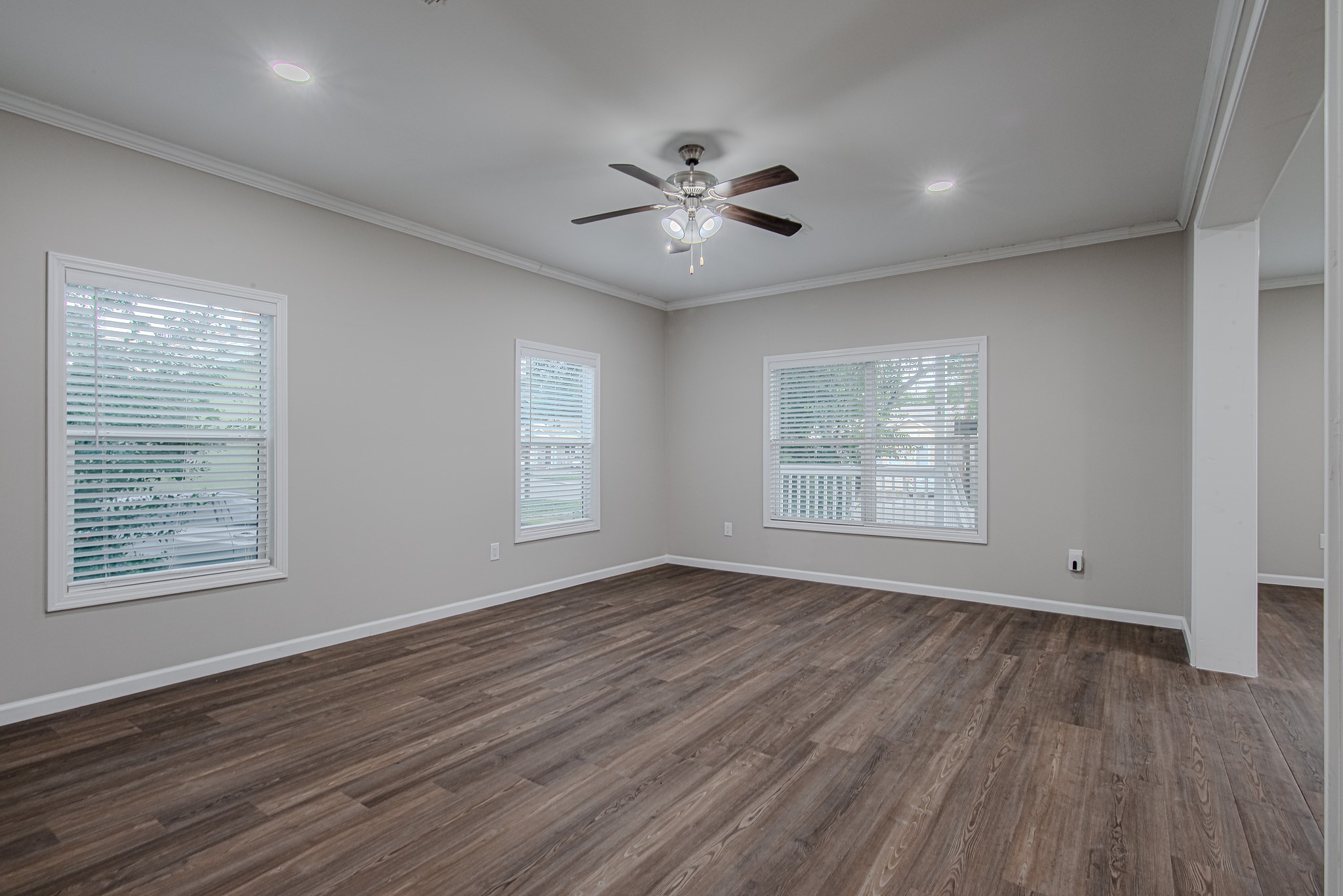 414 Canton Property Photo 11