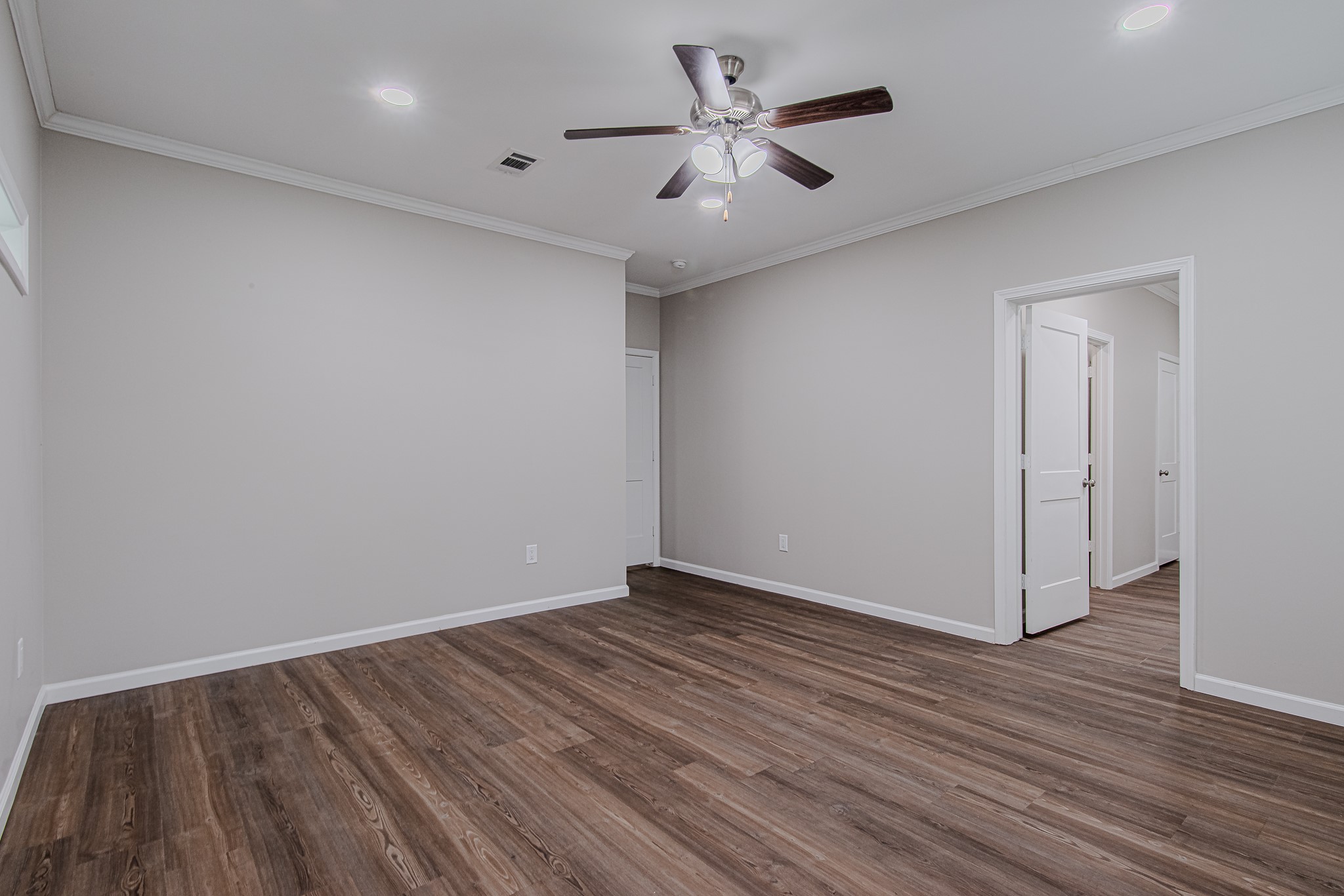 414 Canton Property Photo 16