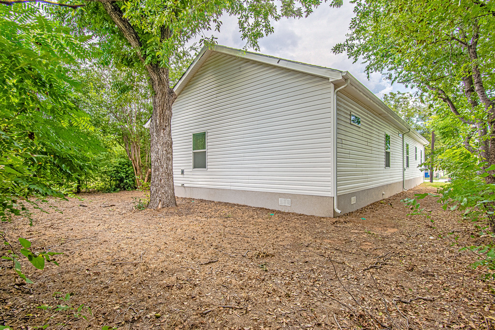 414 Canton Property Photo 29