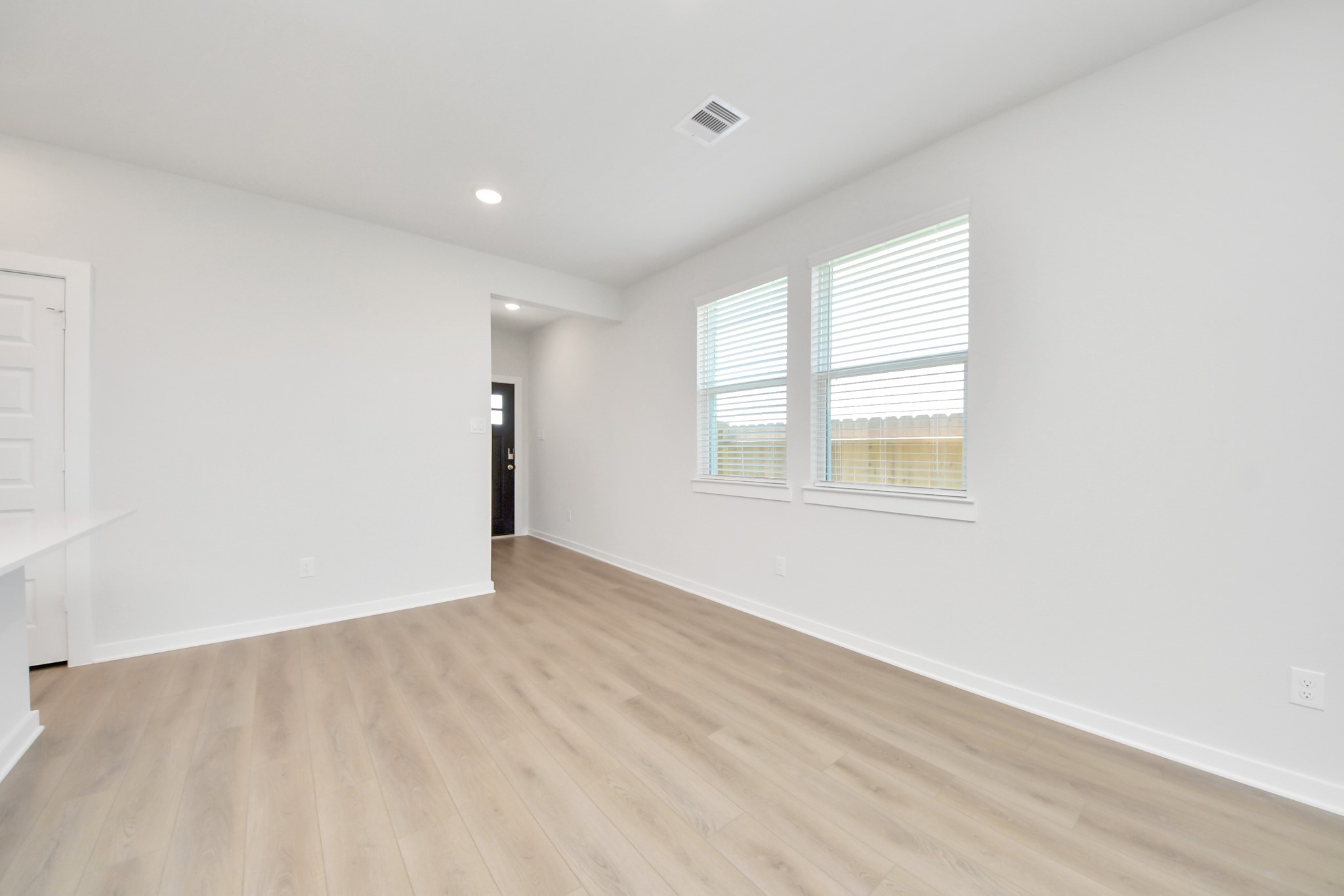 1027 Arbor Drive Property Photo 10