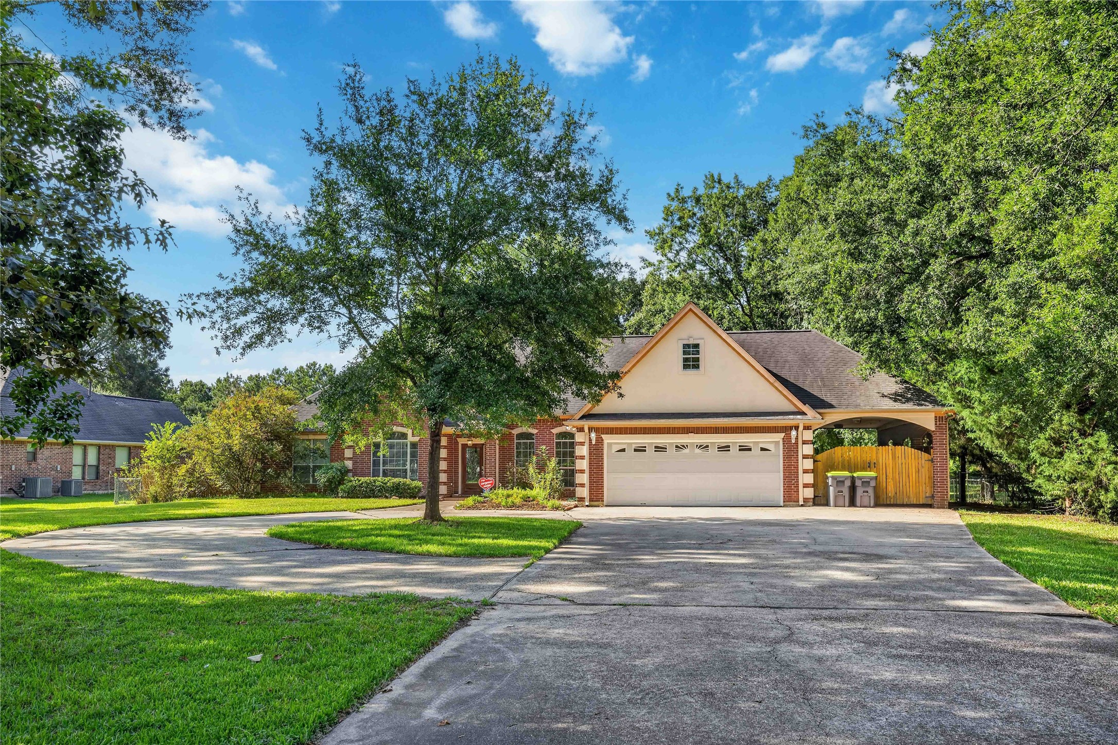 22962 Volga Drive Property Photo 1