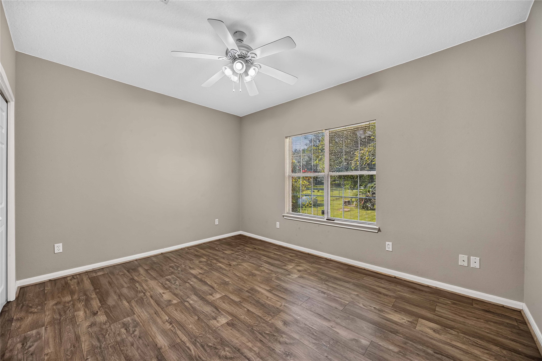 22962 Volga Drive Property Photo 18