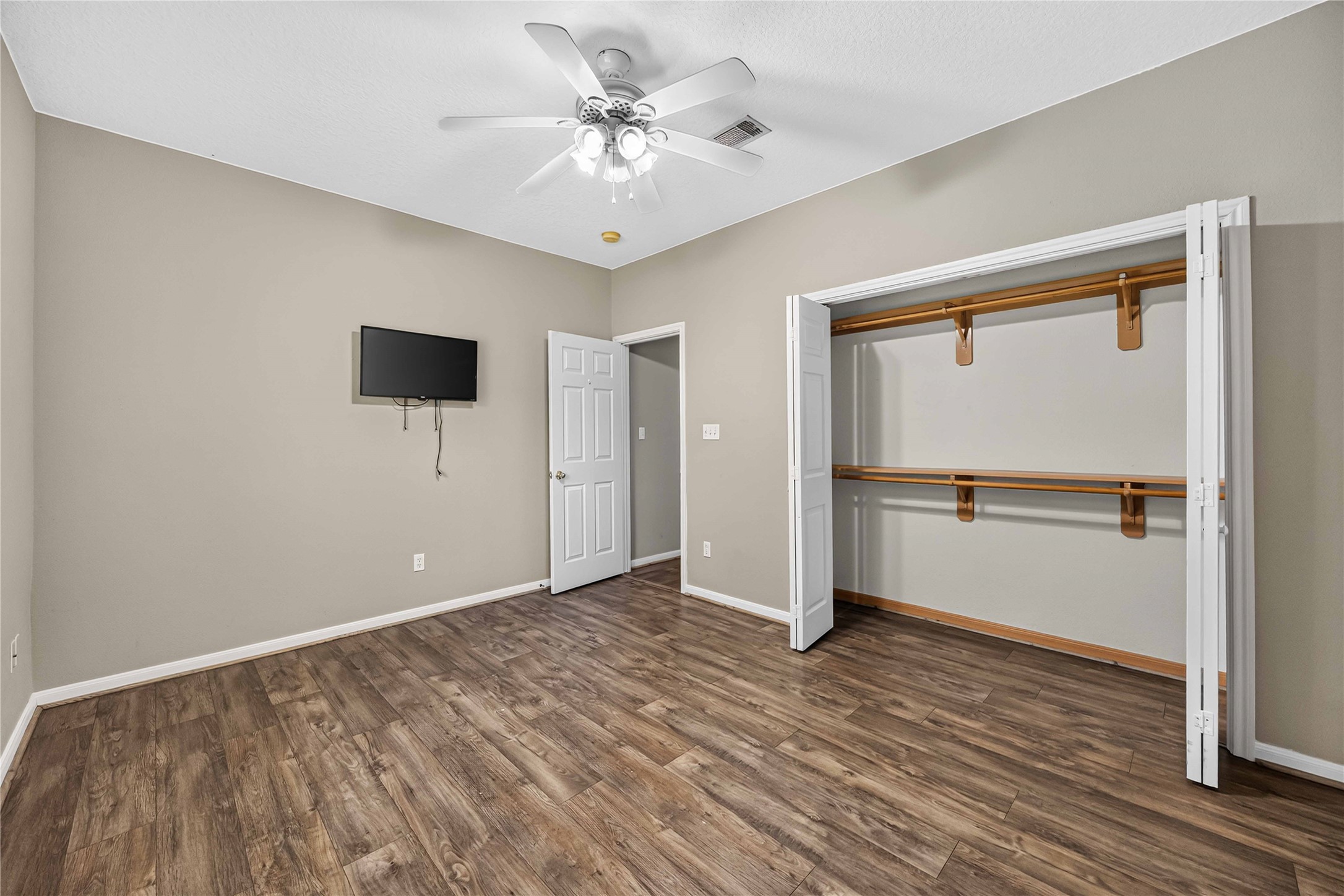 22962 Volga Drive Property Photo 19
