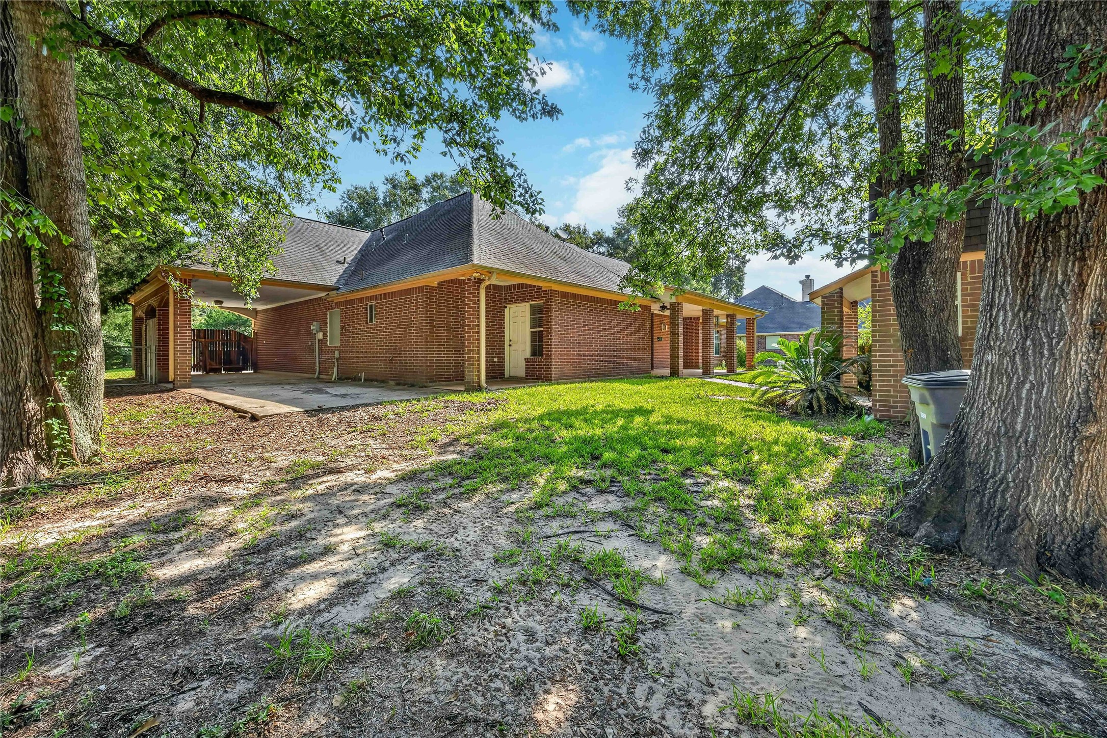 22962 Volga Drive Property Photo 32