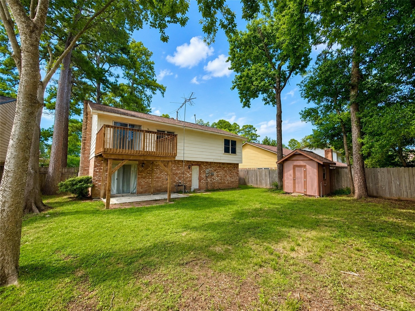 2334 Trailing Vine Road Property Photo 12