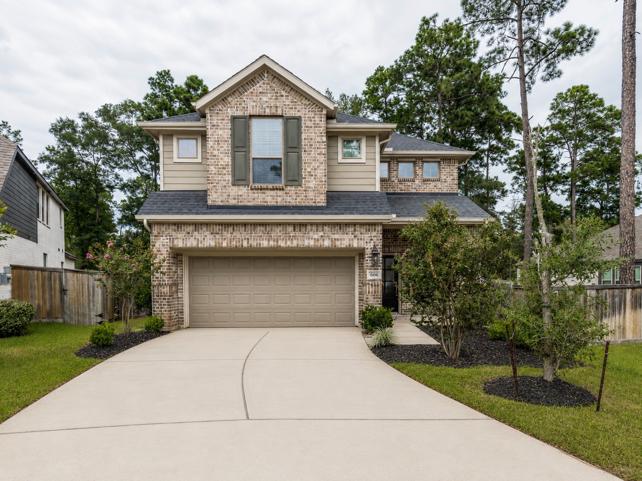 606 Pecan Hickory Court Property Photo 1