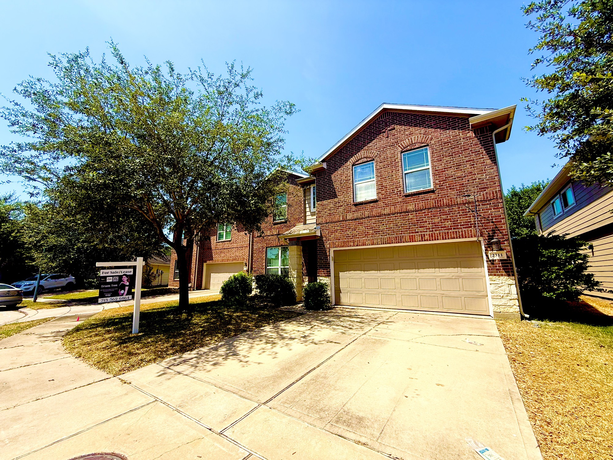 2311 Lakecrest Town Drive Property Photo 8