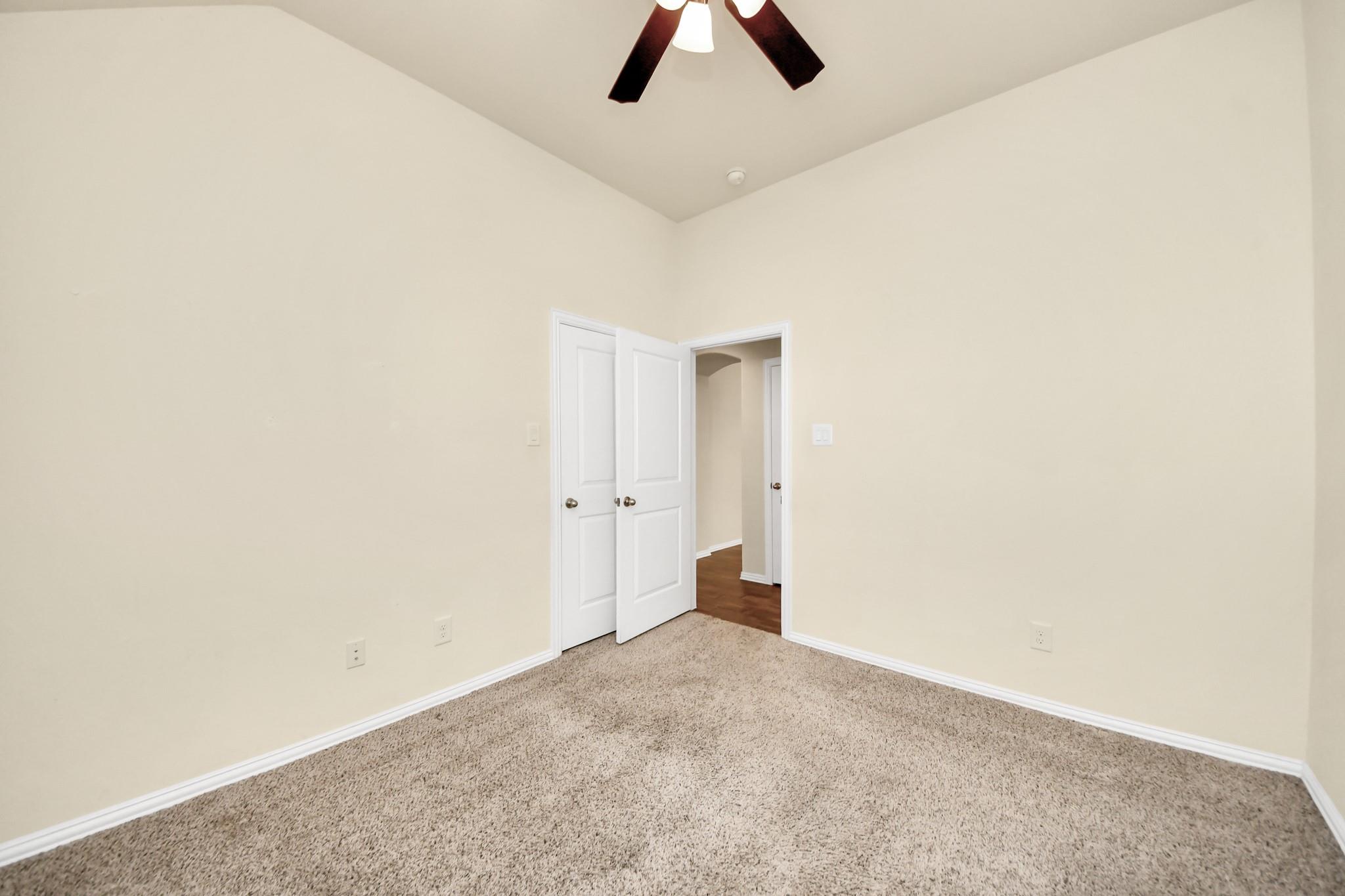 6003 Hedgepark Drive Property Photo 46