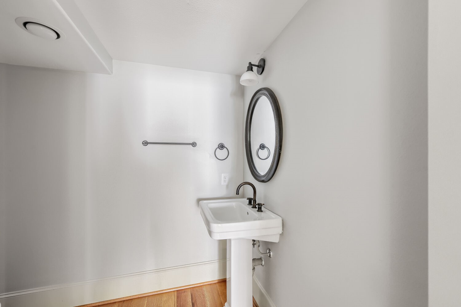 2217 Nantucket Drive Property Photo 13