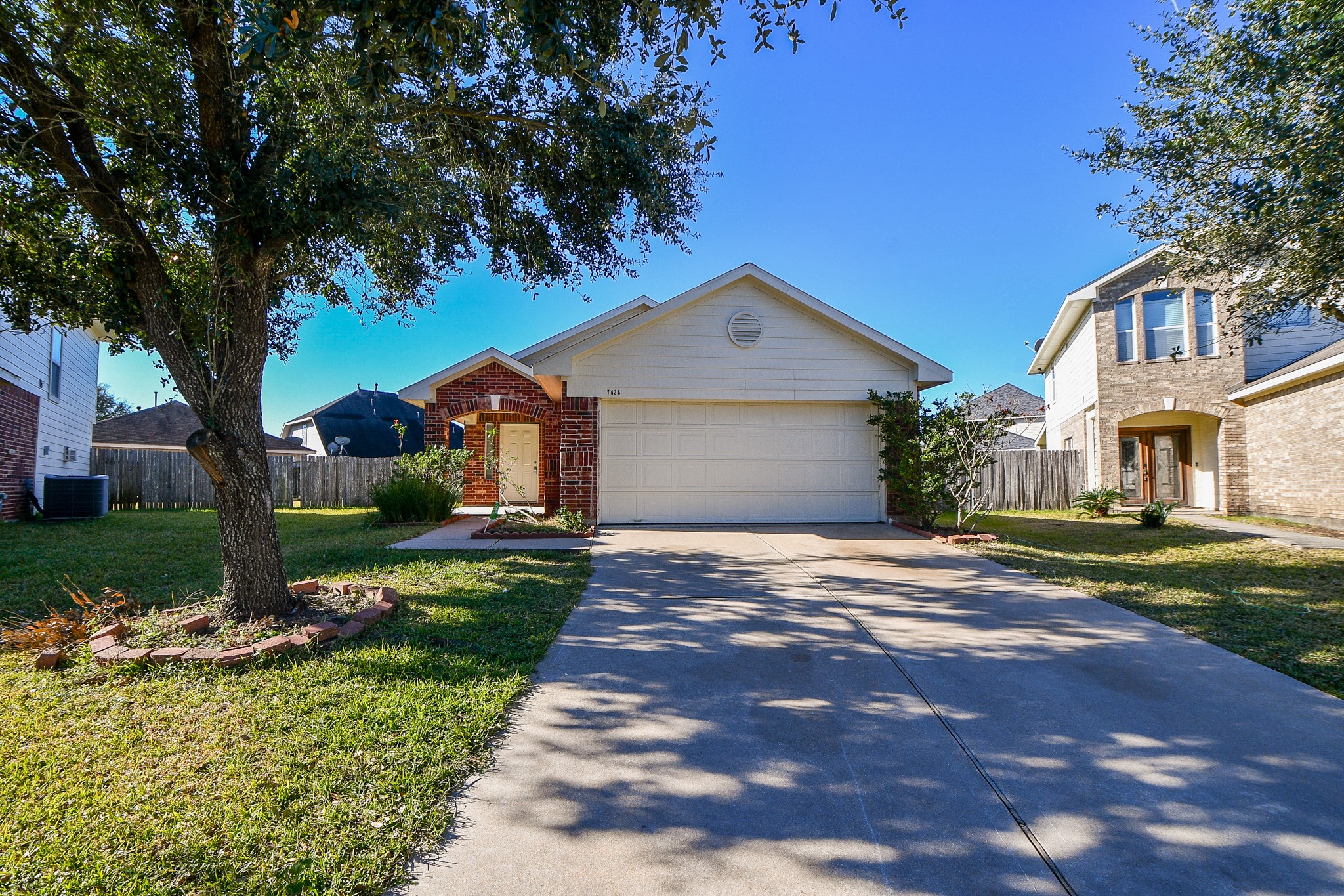 7635 Legacy Pines Drive Property Photo