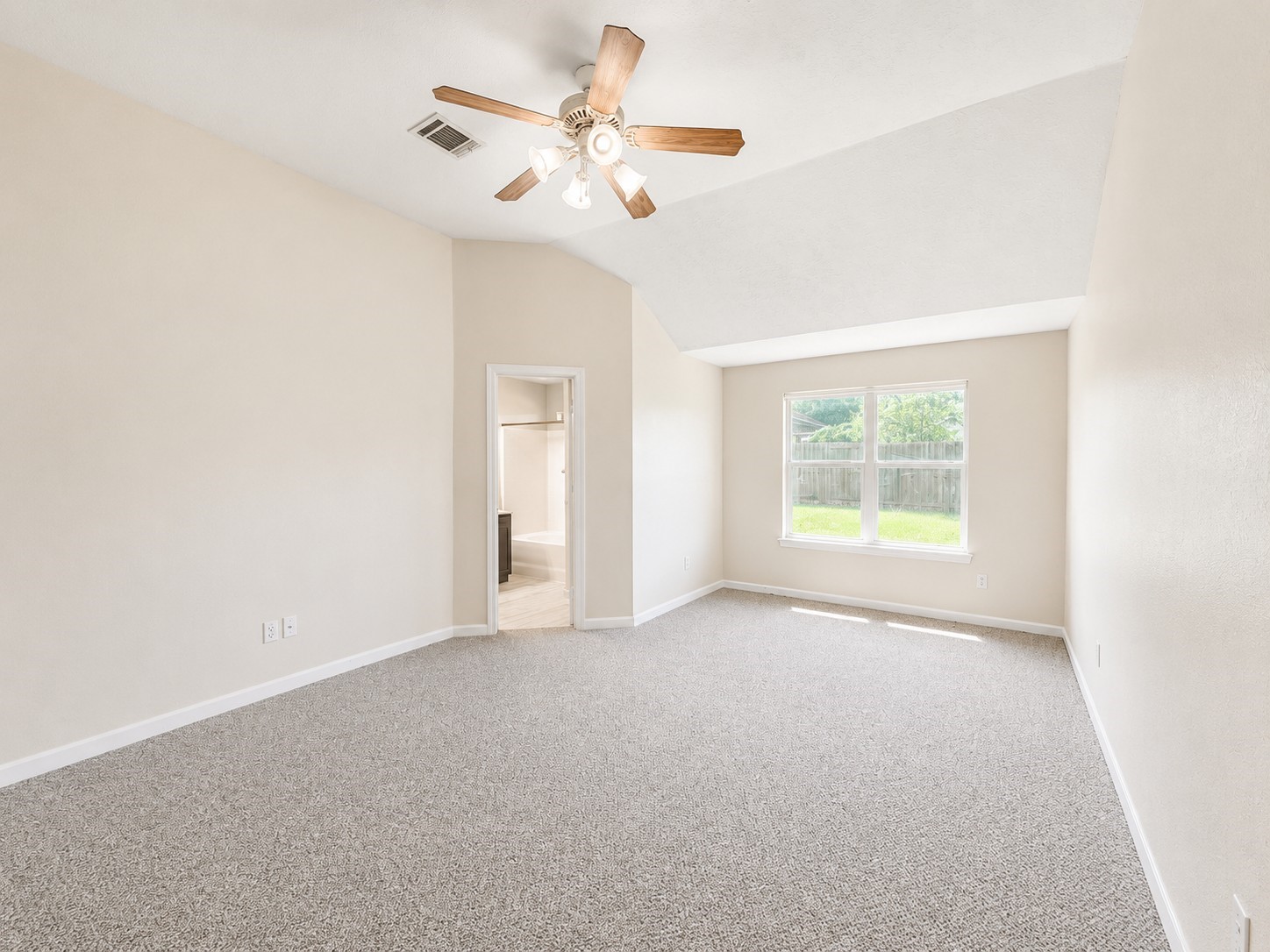 1711 Dixon Lane Property Photo 8
