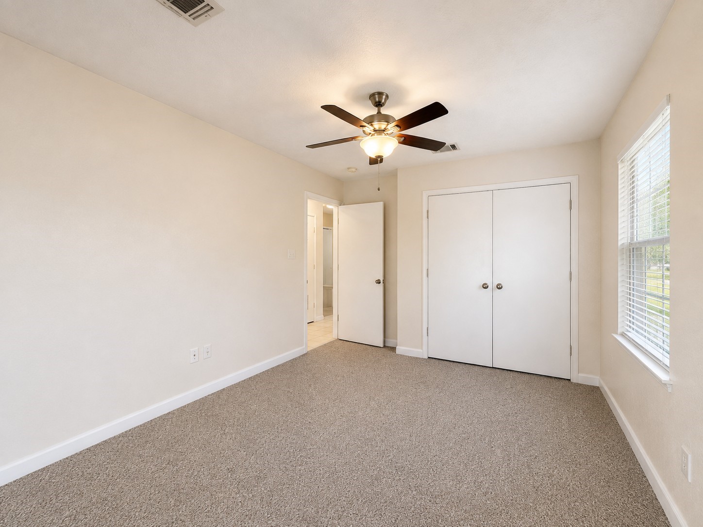 1711 Dixon Lane Property Photo 15