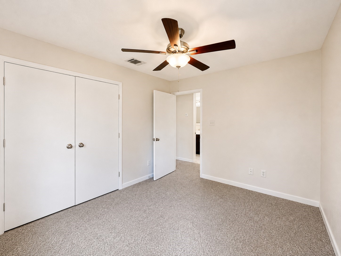 1711 Dixon Lane Property Photo 17