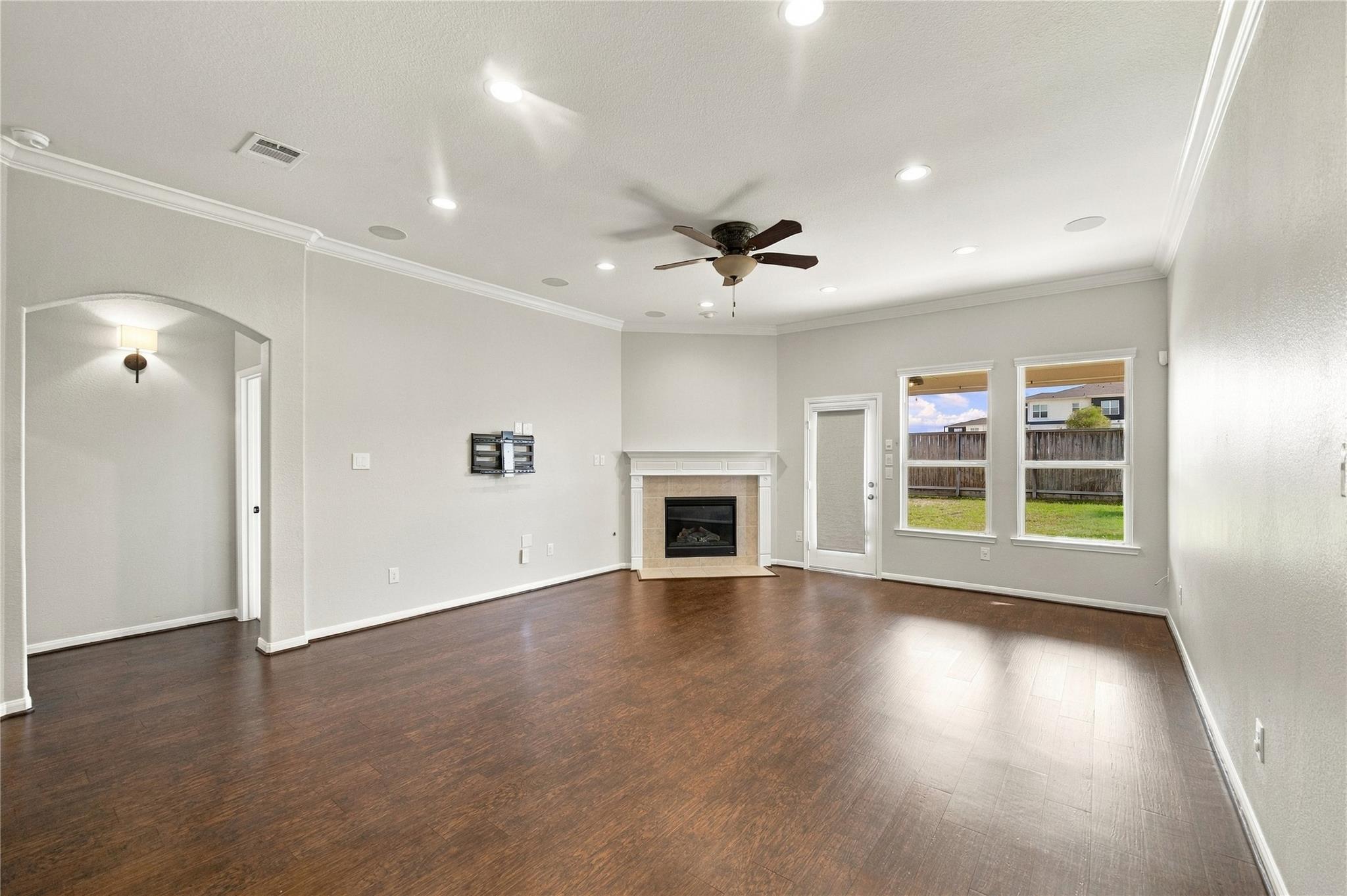 16510 Hamilton Pool Drive Property Photo 8