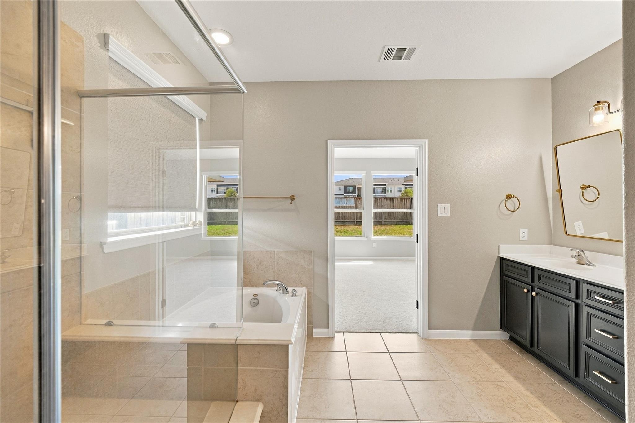 16510 Hamilton Pool Drive Property Photo 17
