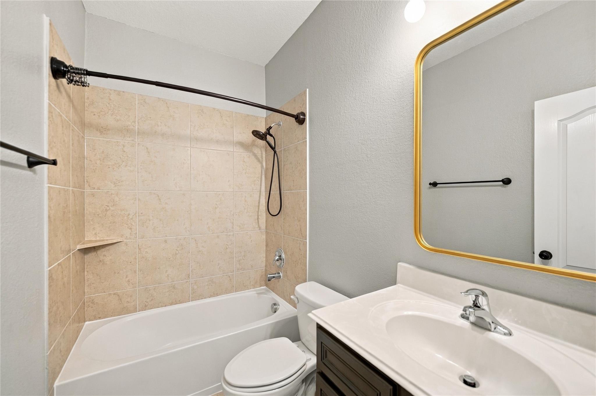 16510 Hamilton Pool Drive Property Photo 24