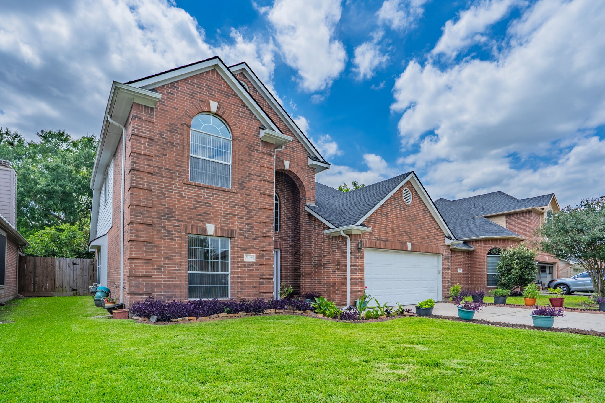 24139 Spring Sunset Drive Property Photo 2
