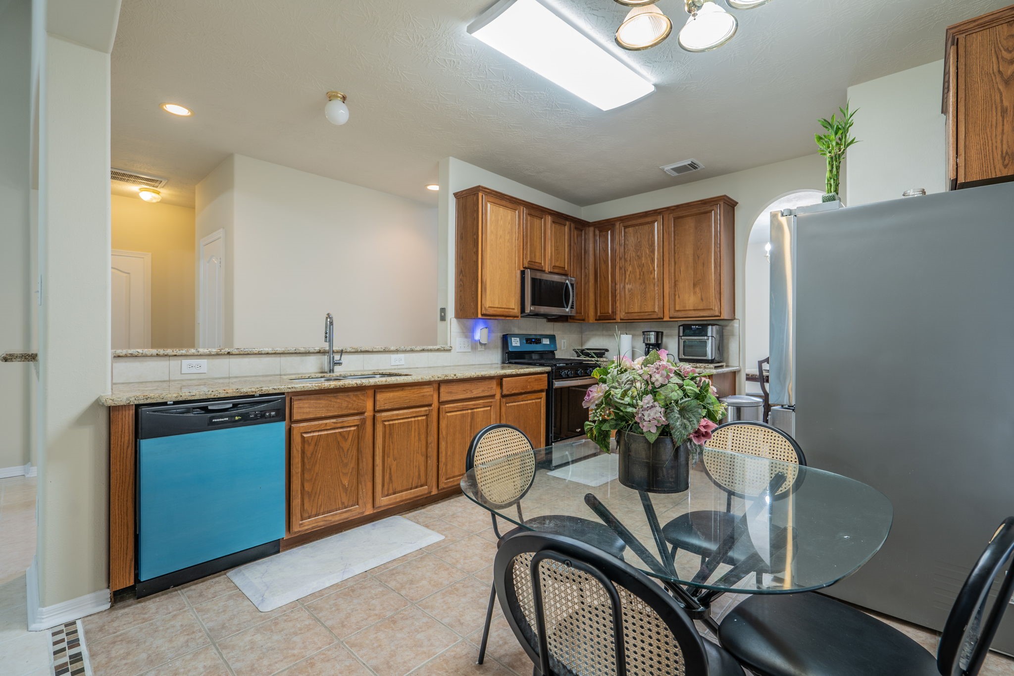 24139 Spring Sunset Drive Property Photo 8