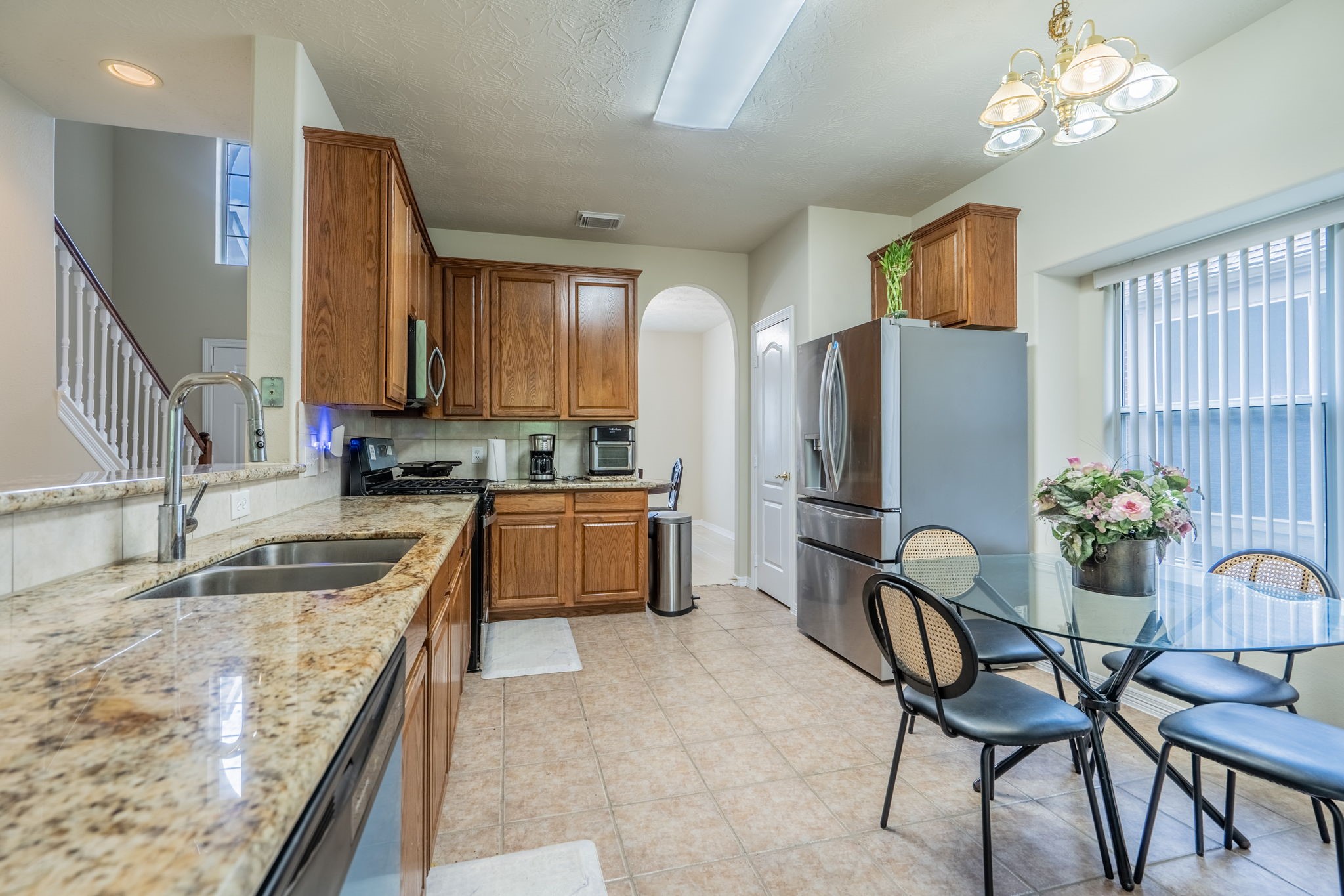 24139 Spring Sunset Drive Property Photo 9