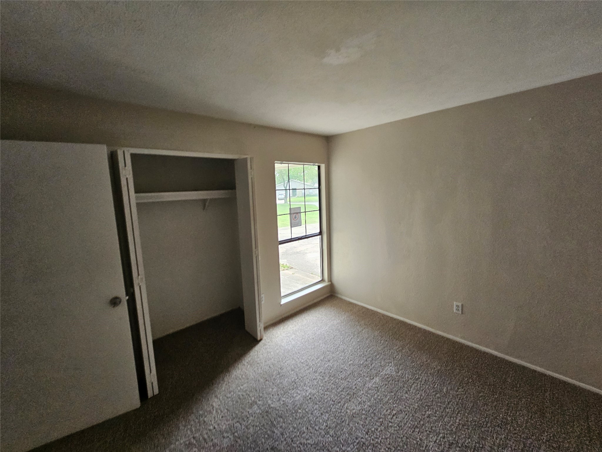 22706 Hawkwood Drive Property Photo 13