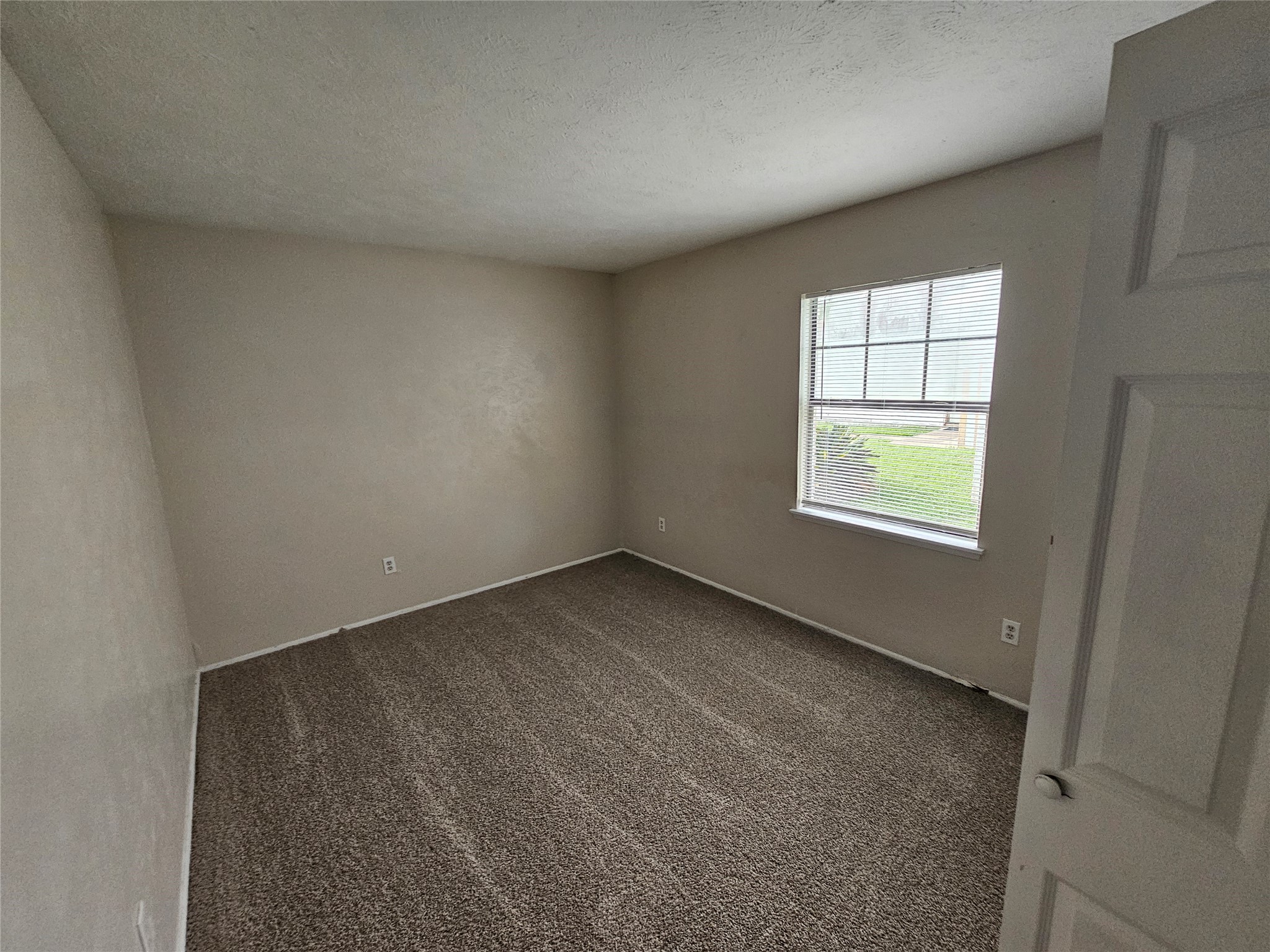 22706 Hawkwood Drive Property Photo 14