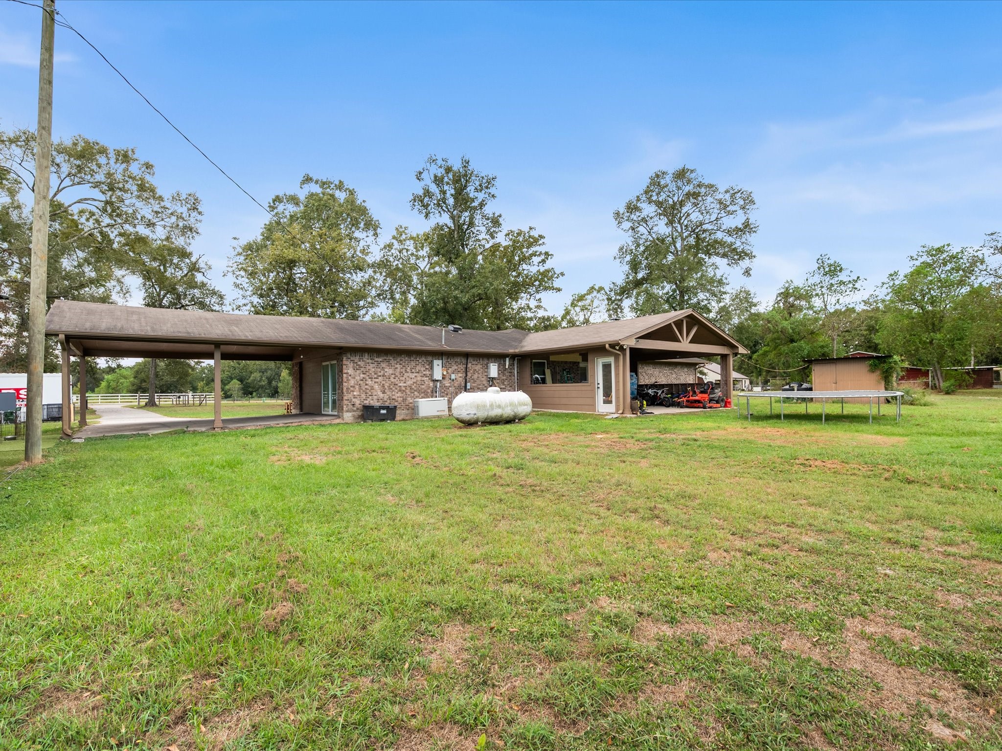 15493 Stoltje Drive Property Photo 28