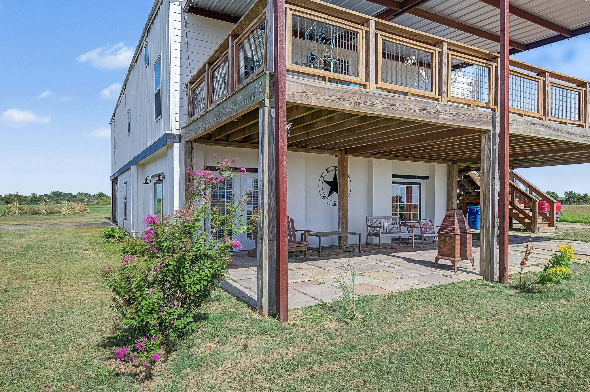 201 Turtle Bay Cove Property Photo 2