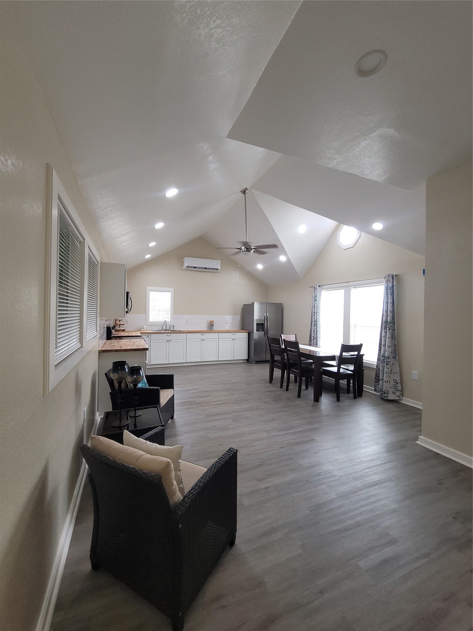 238 Ladyfish Road Property Photo 6