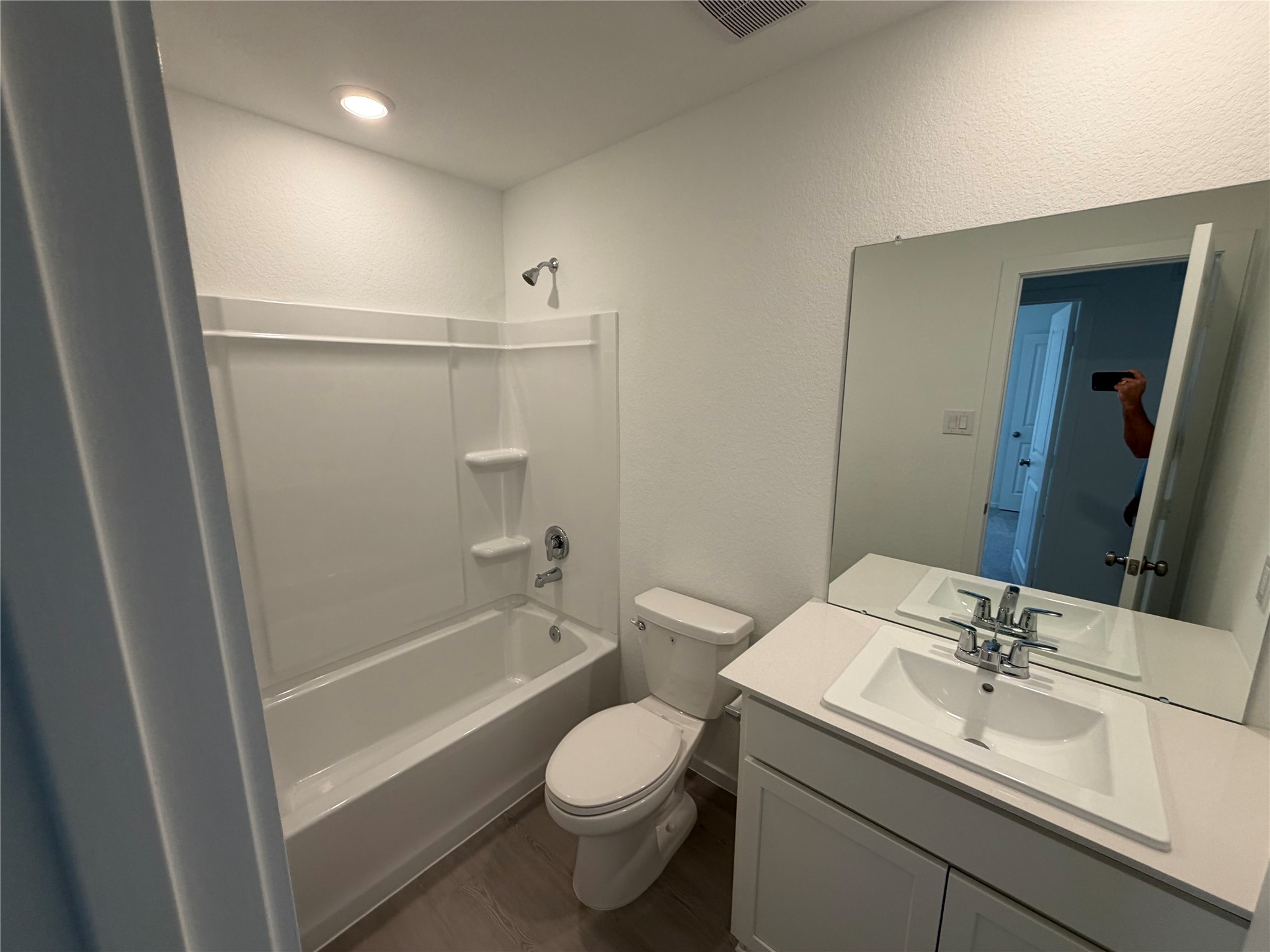 346 Lucia Property Photo 3