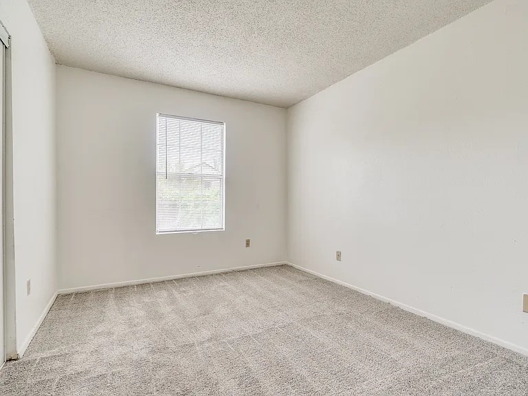 511 Nightshade Drive Property Photo 9