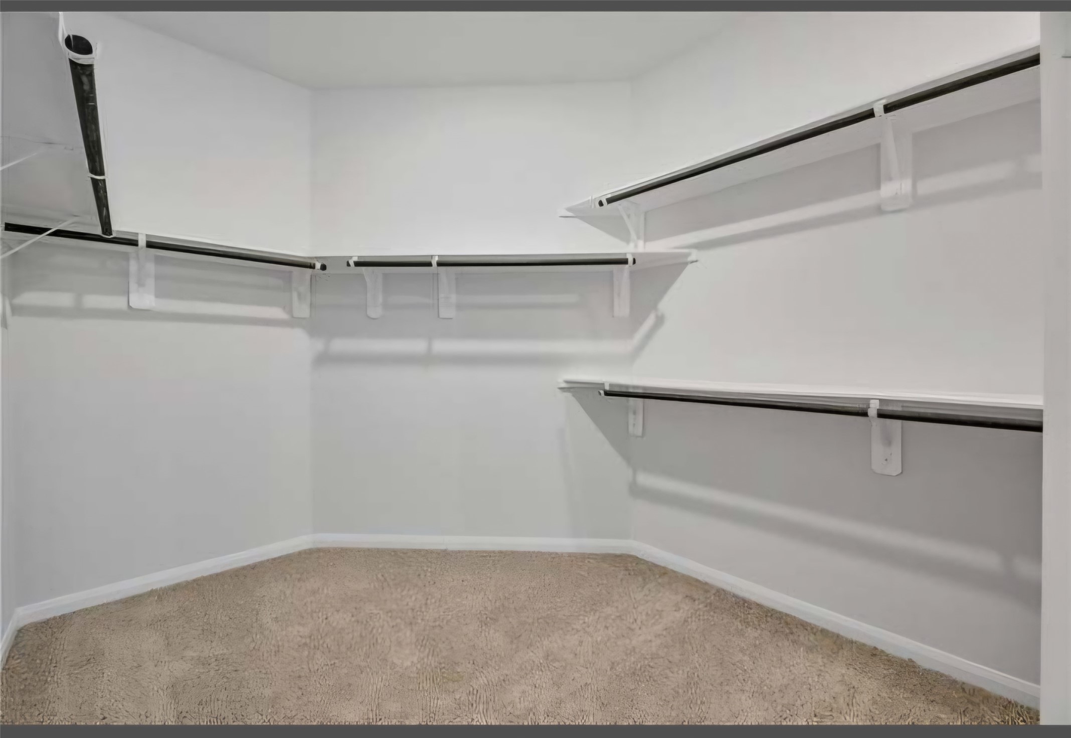 2045 Road 660 Property Photo 11