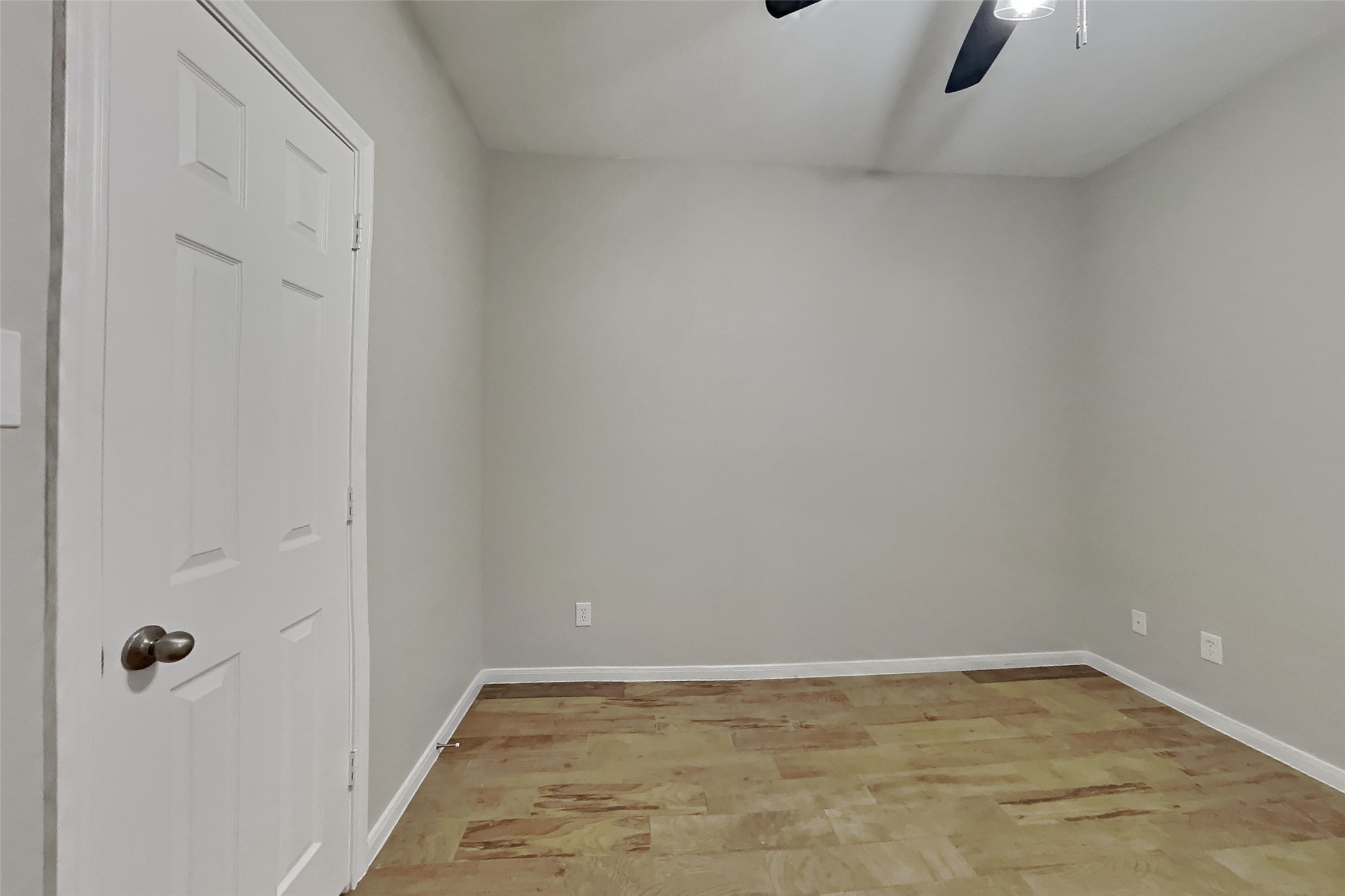 20743 Oakhurst Park Drive Property Photo 13